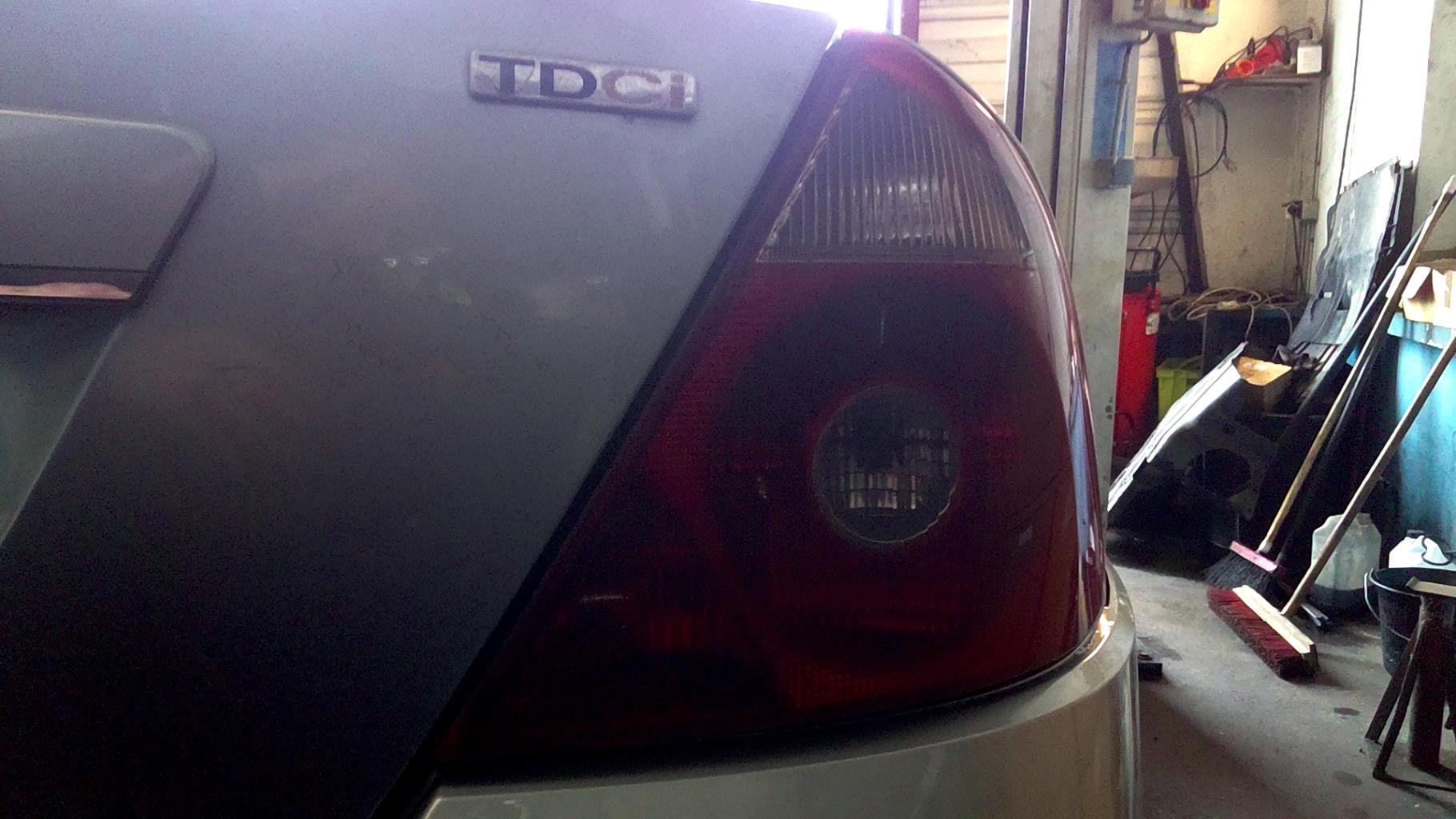 Fanale posteriore principale destro (luci) FORD MONDEO 2  - 1