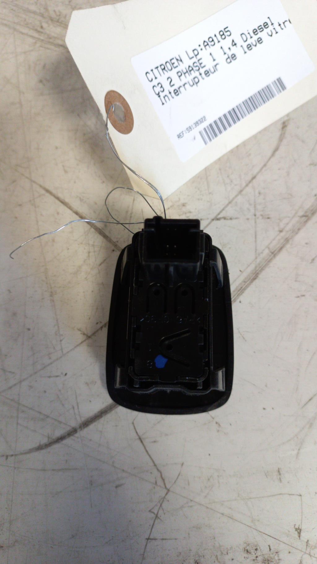 Interruttore lavacristalli posteriore destro CITROEN C3 2 PHASE 1 Diésel - 1