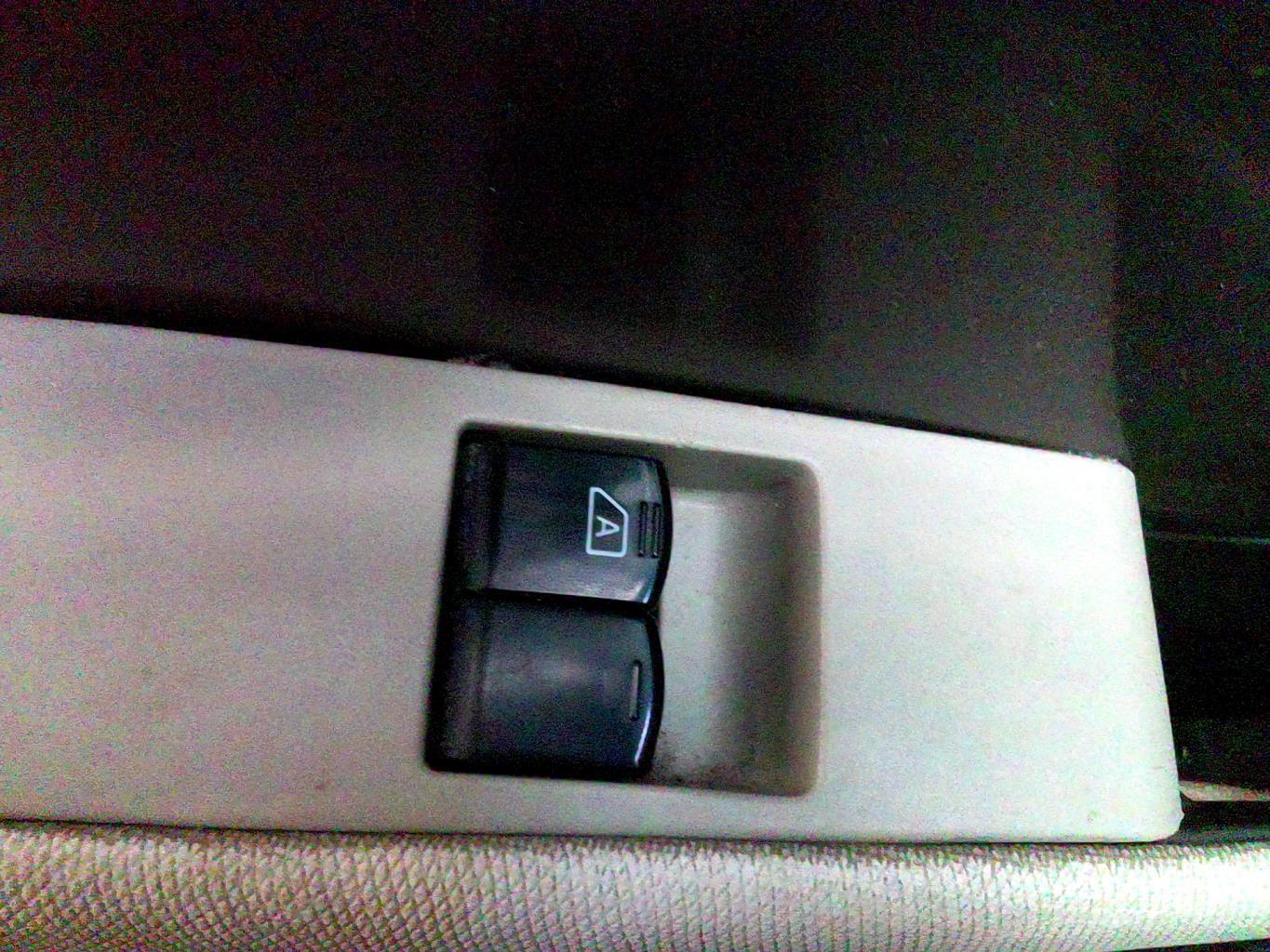 Interruttore lavacristalli anteriore sinistro NISSAN MICRA 3 PHASE 2 Gasolina - 1