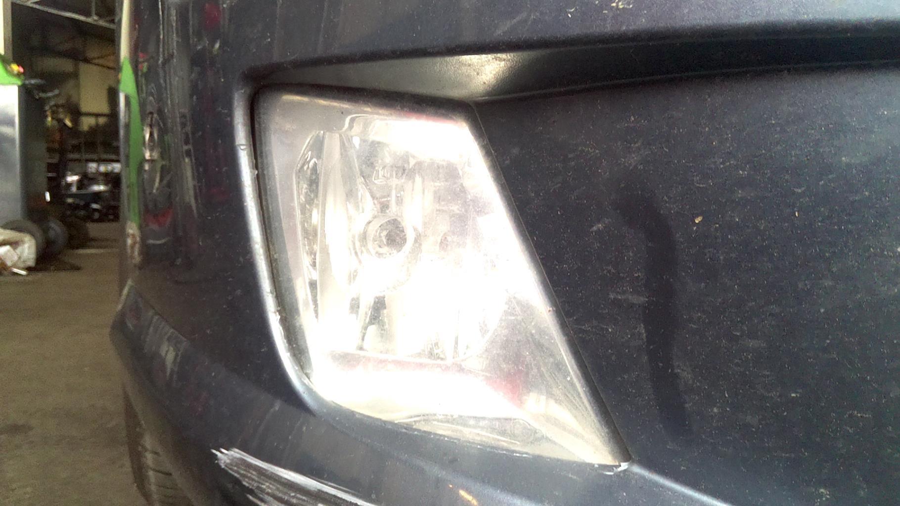 Fendinebbia destro (luci) PEUGEOT 407 PHASE 1 BREAK Diésel - 1