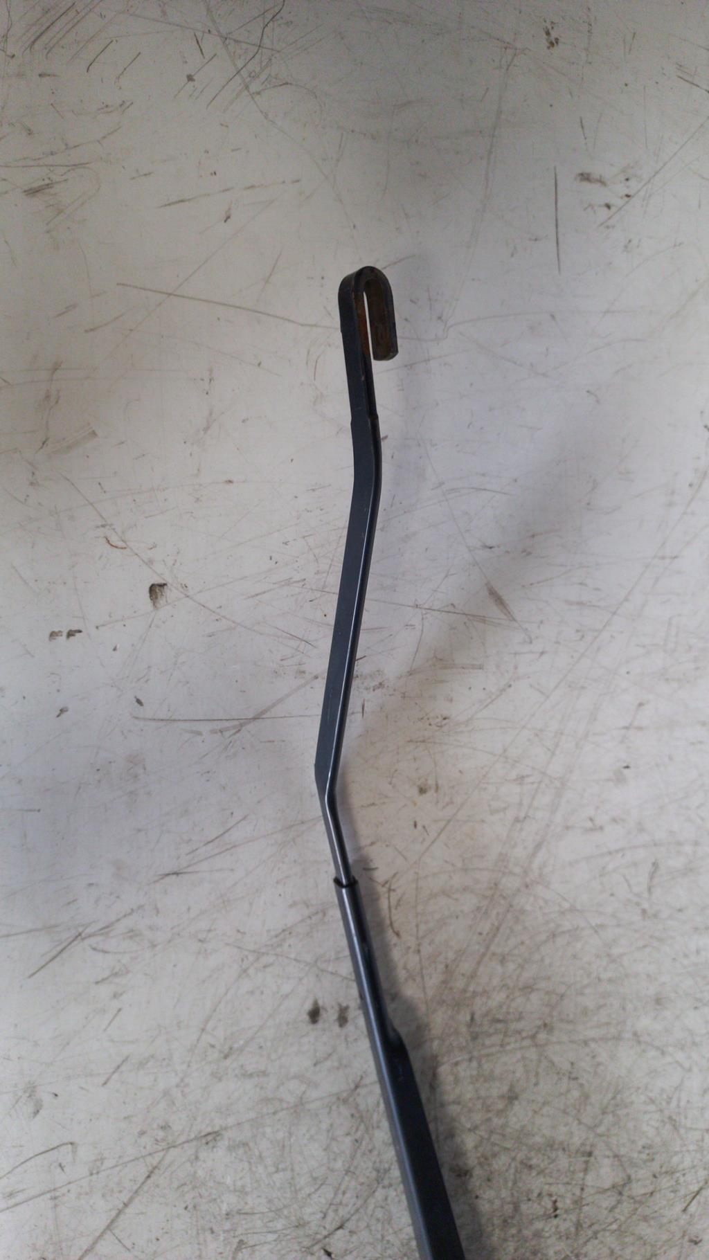 Braccio tergicristallo anteriore destro TOYOTA COROLLA VERSO 2 PHASE 1 Diésel - 1