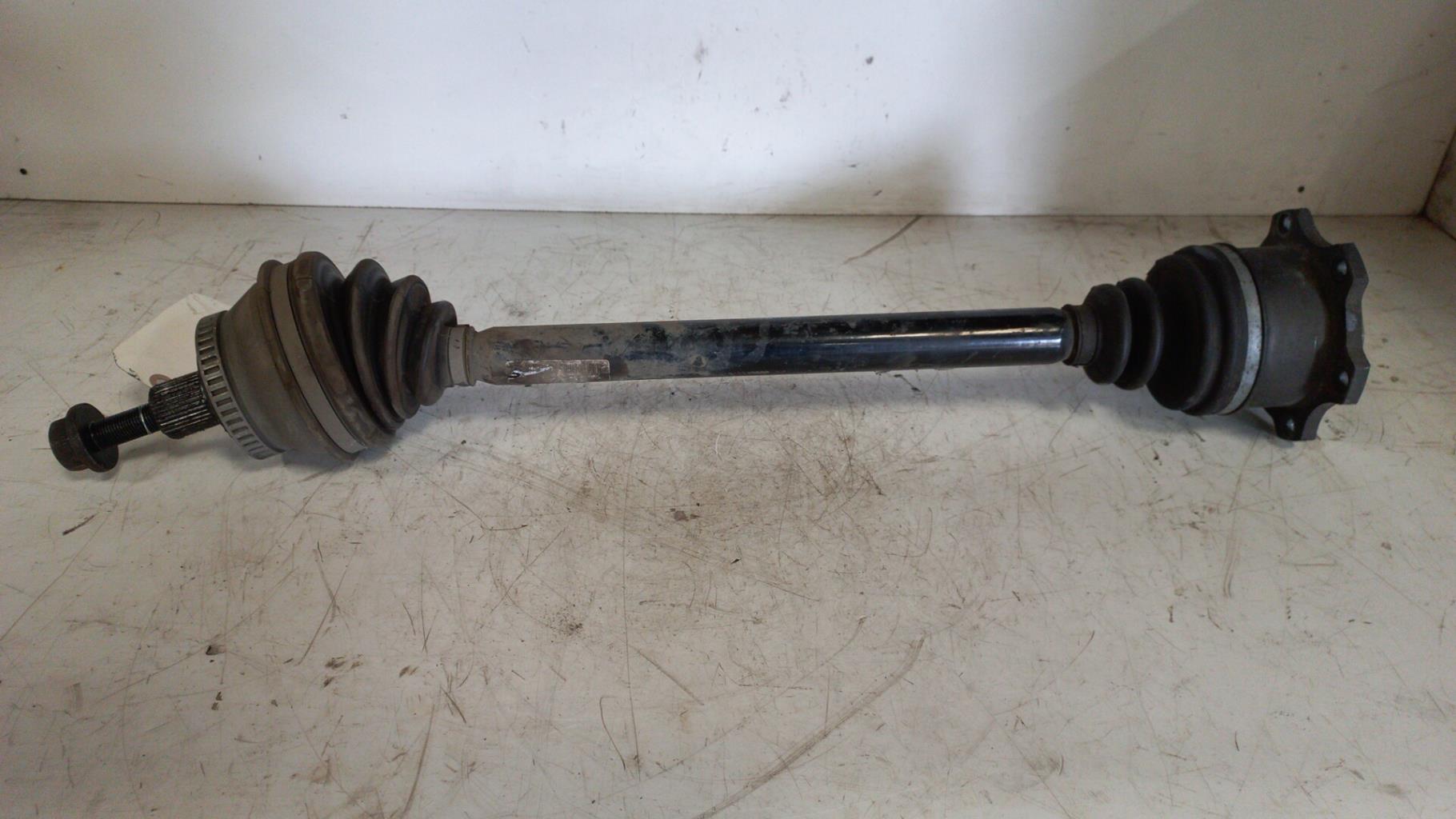 Giunto cardanico albero di trasmissione sinistro VOLKSWAGEN PASSAT 4 PHASE 2 Diésel - 1