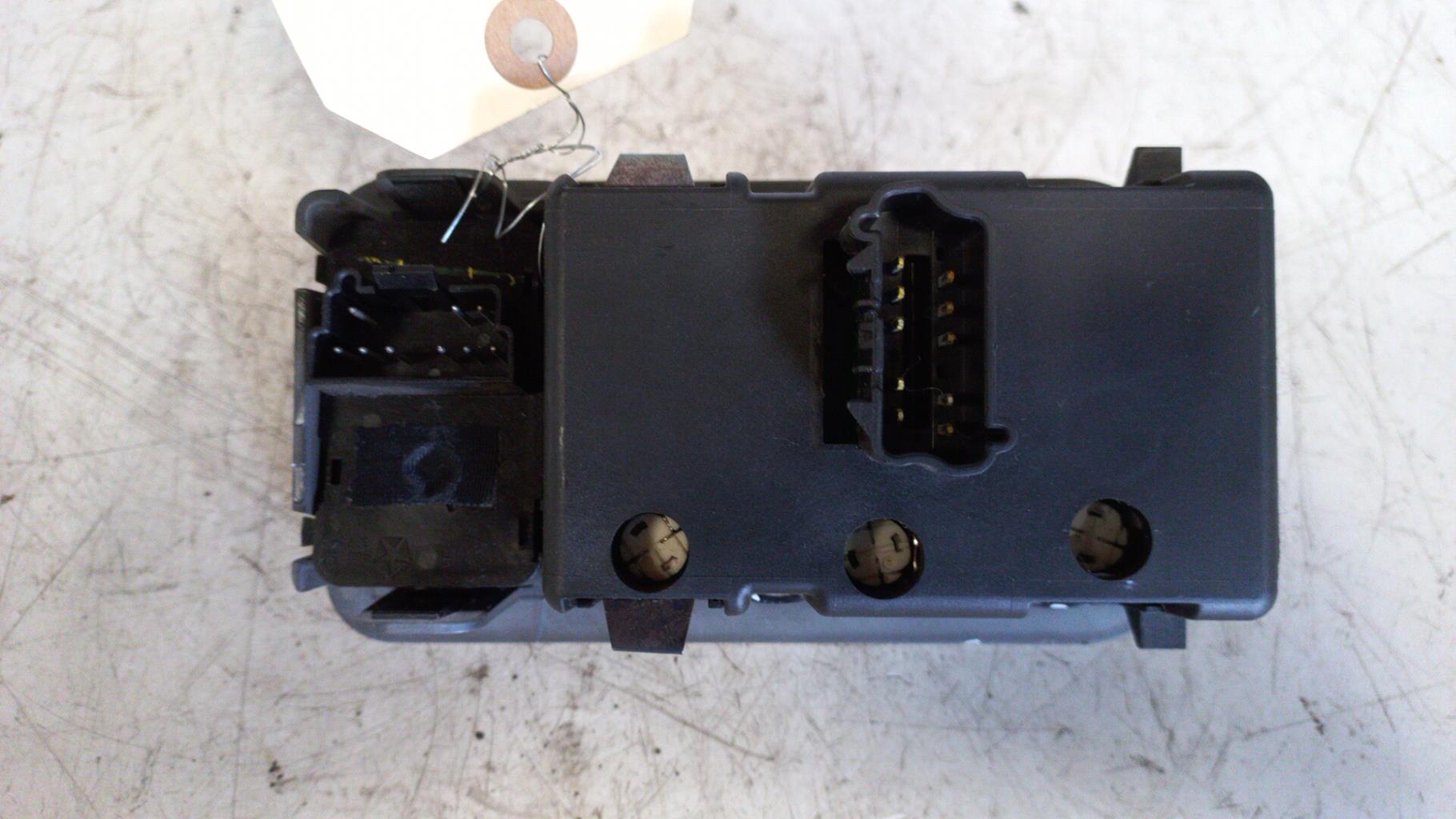 Commande de phare CHRYSLER VOYAGER 4 PHASE 2 Diesel - 1