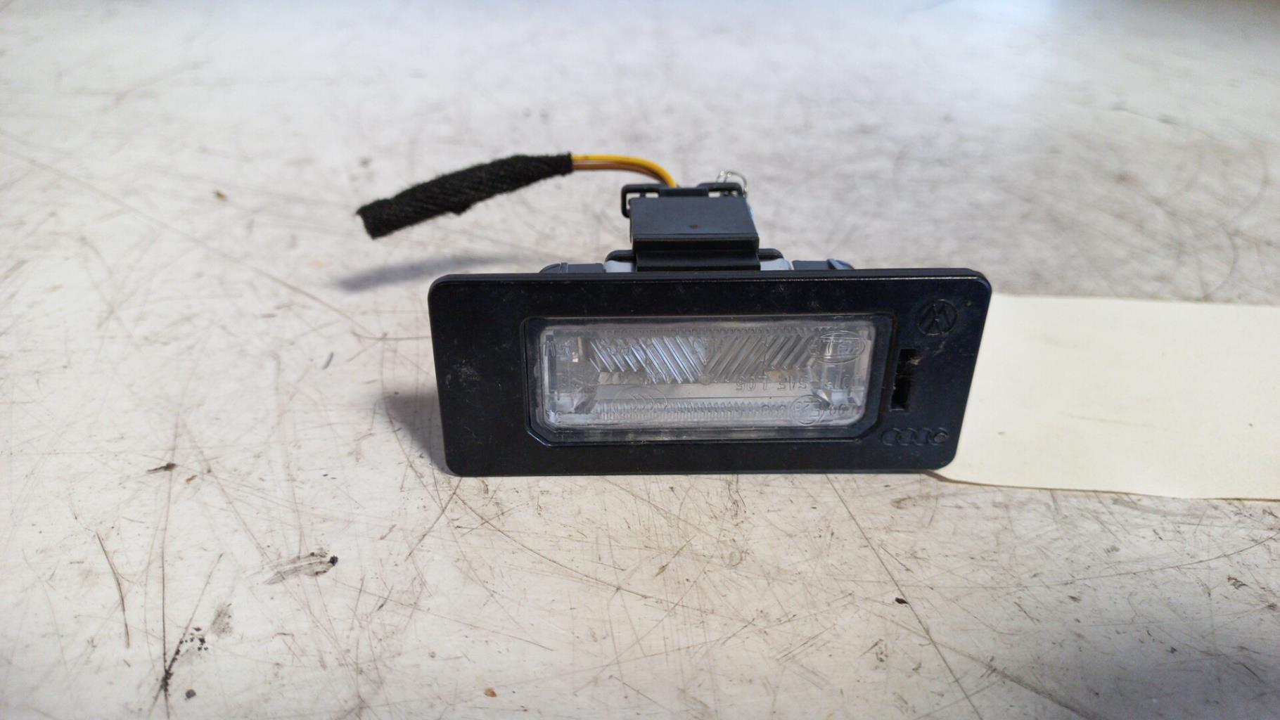 Eclairage de plaque AUDI A5 1 SPORTBACK PHASE 1 Diesel - 1