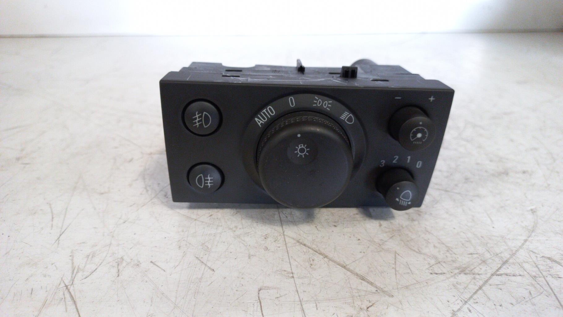 Commande de phare OPEL VECTRA C PHASE 2 Diesel - 1