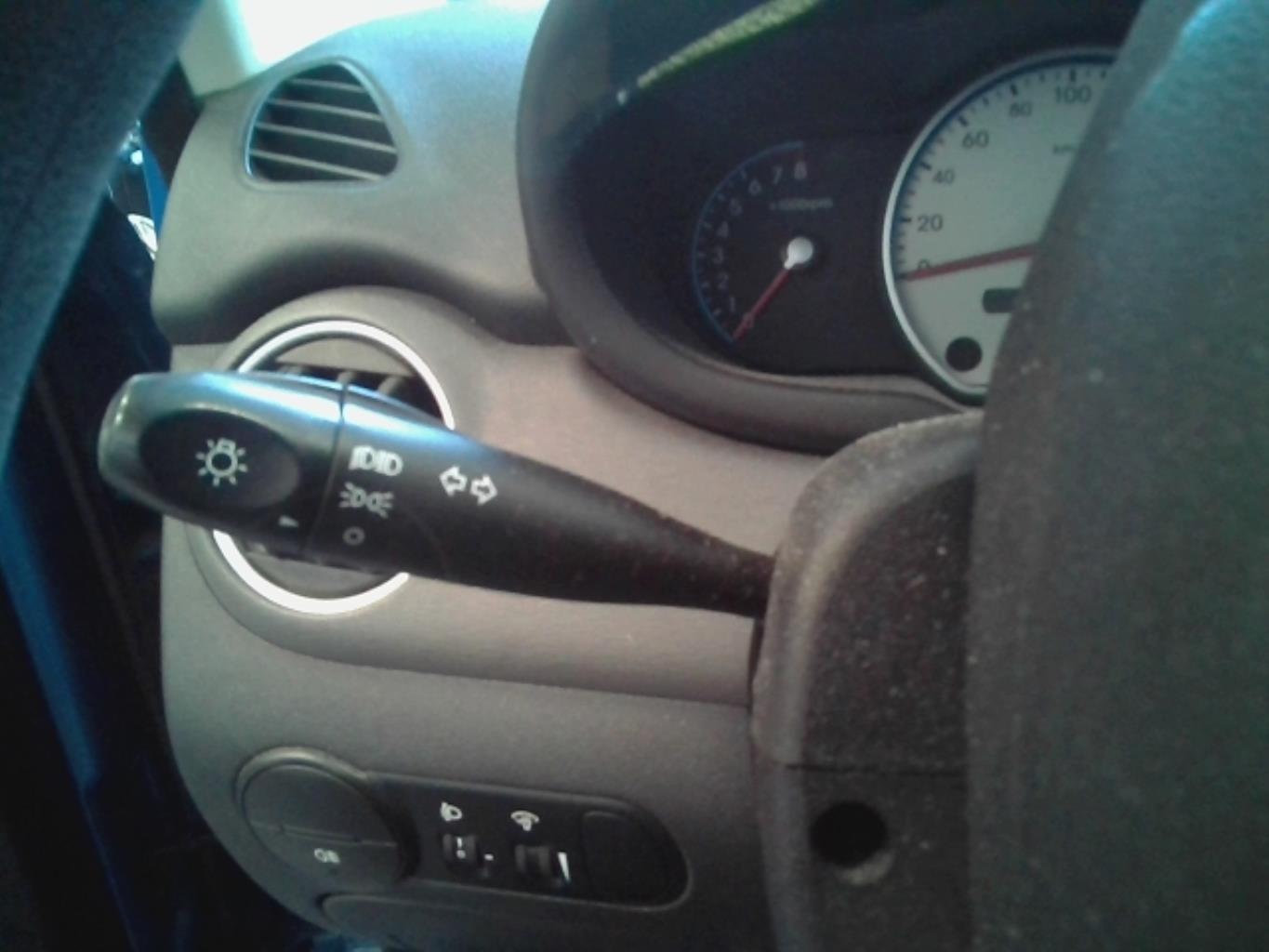 Commodo phare HYUNDAI I 10 1 PHASE 1 Essence - 1