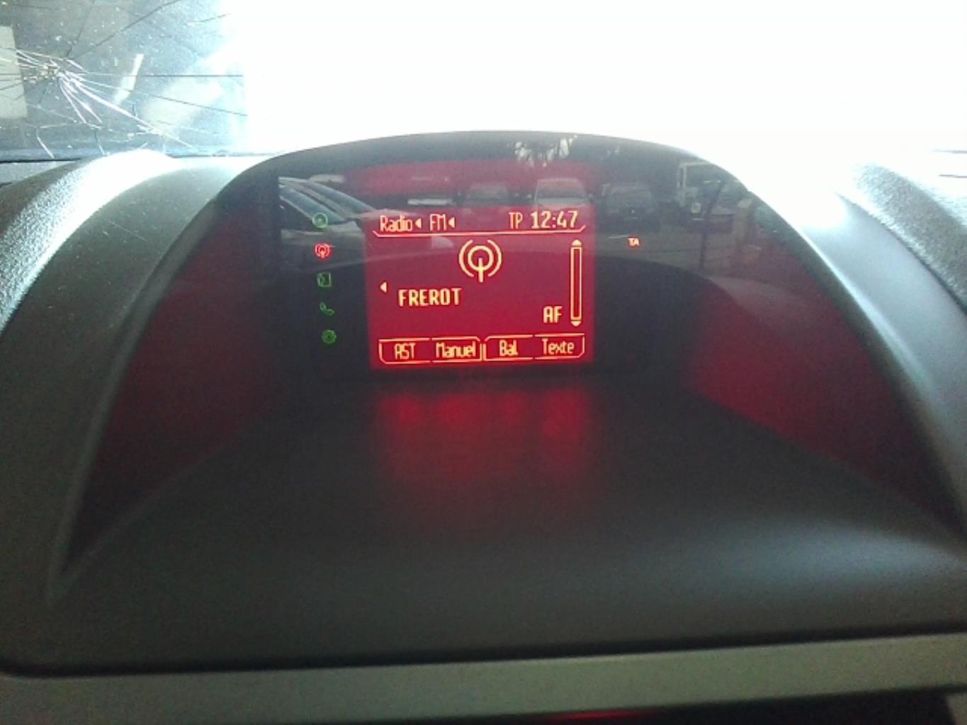 Monitor display FORD FIESTA 6 PHASE 1 Diésel - 1