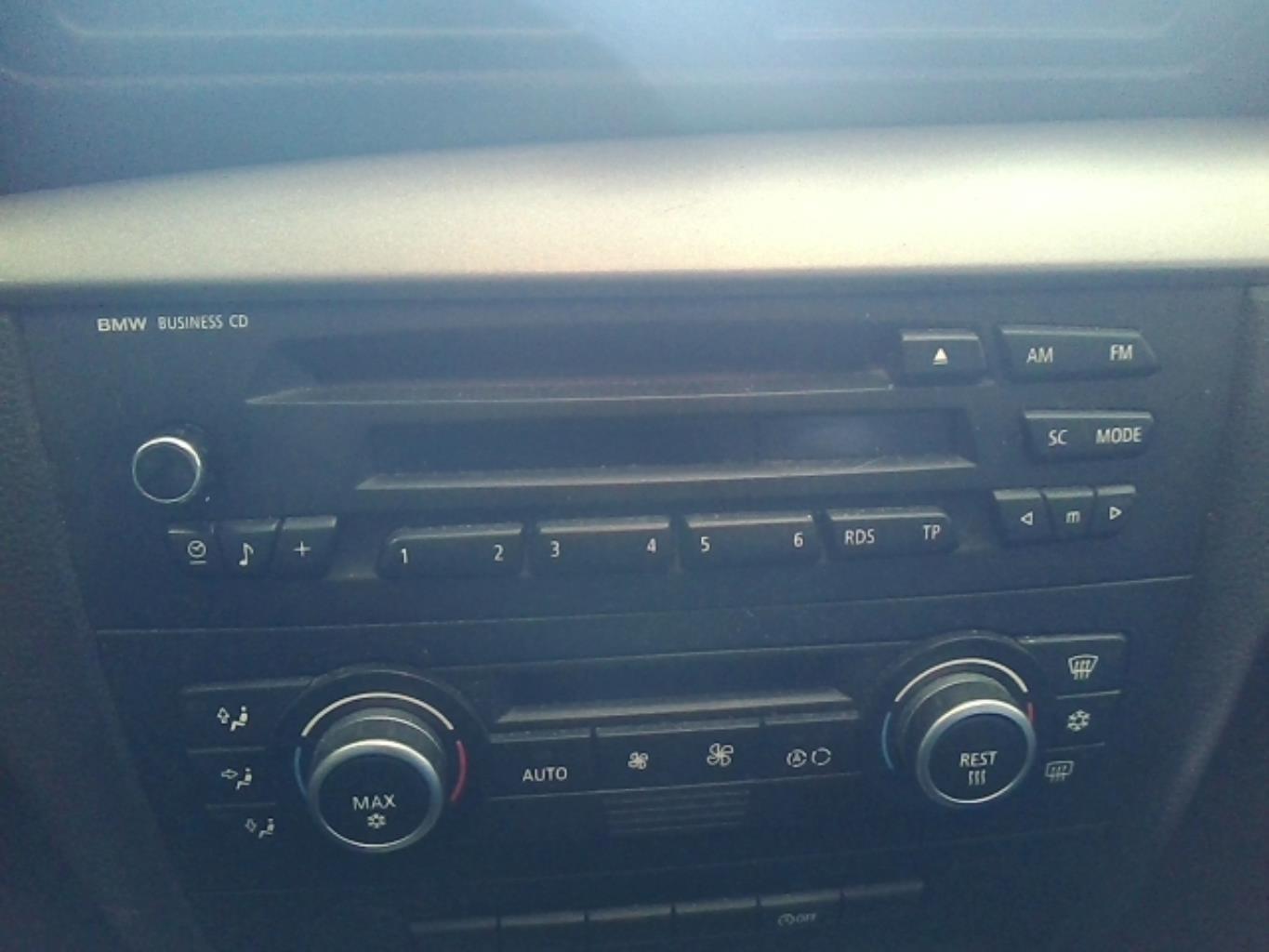 Autoradio BMW SERIE 1 E87 PHASE 2 Diésel - 1