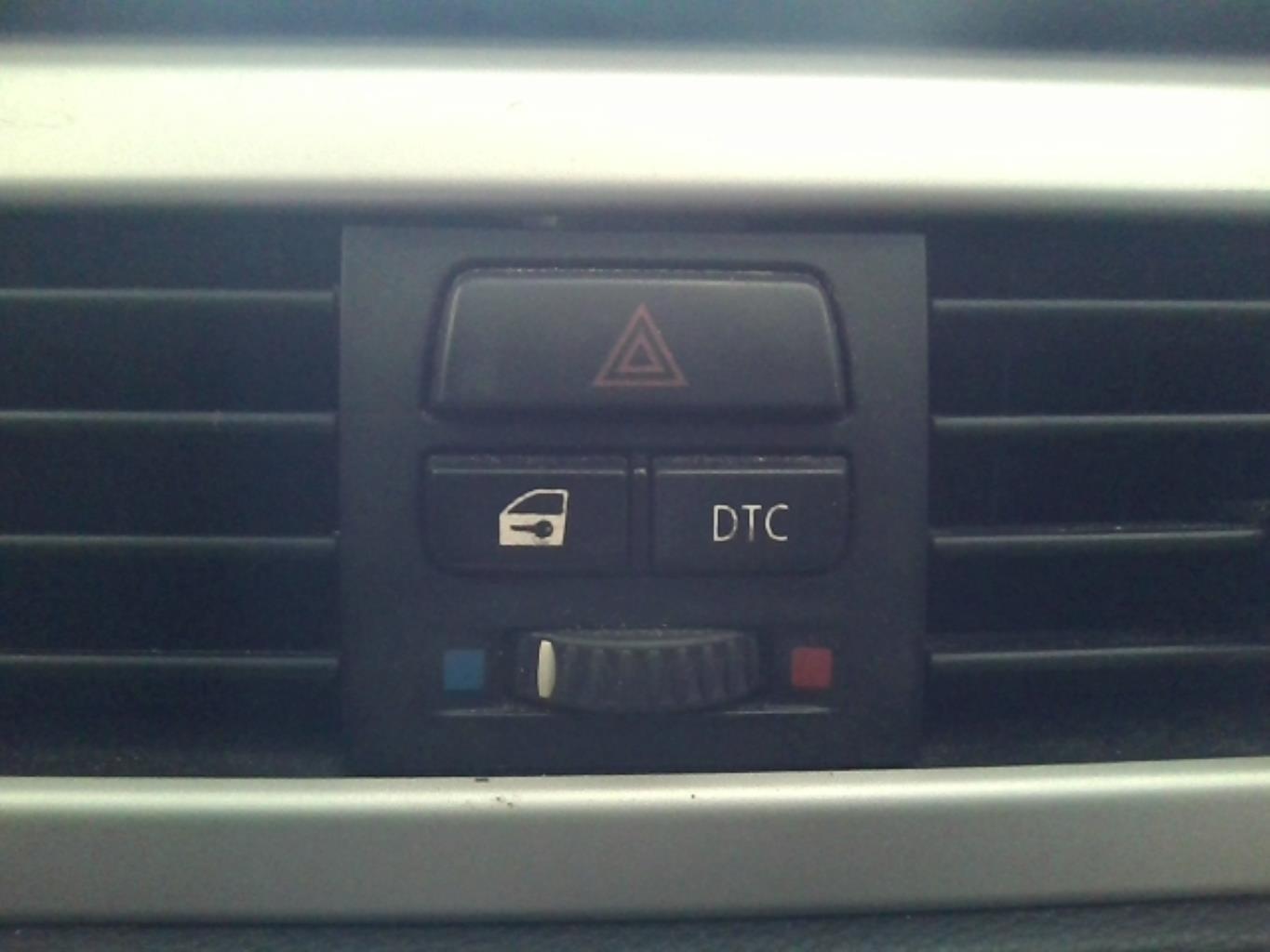 Bouton de warning BMW SERIE 3 E91 TOURING PHASE 2 BREAK Diesel - 1