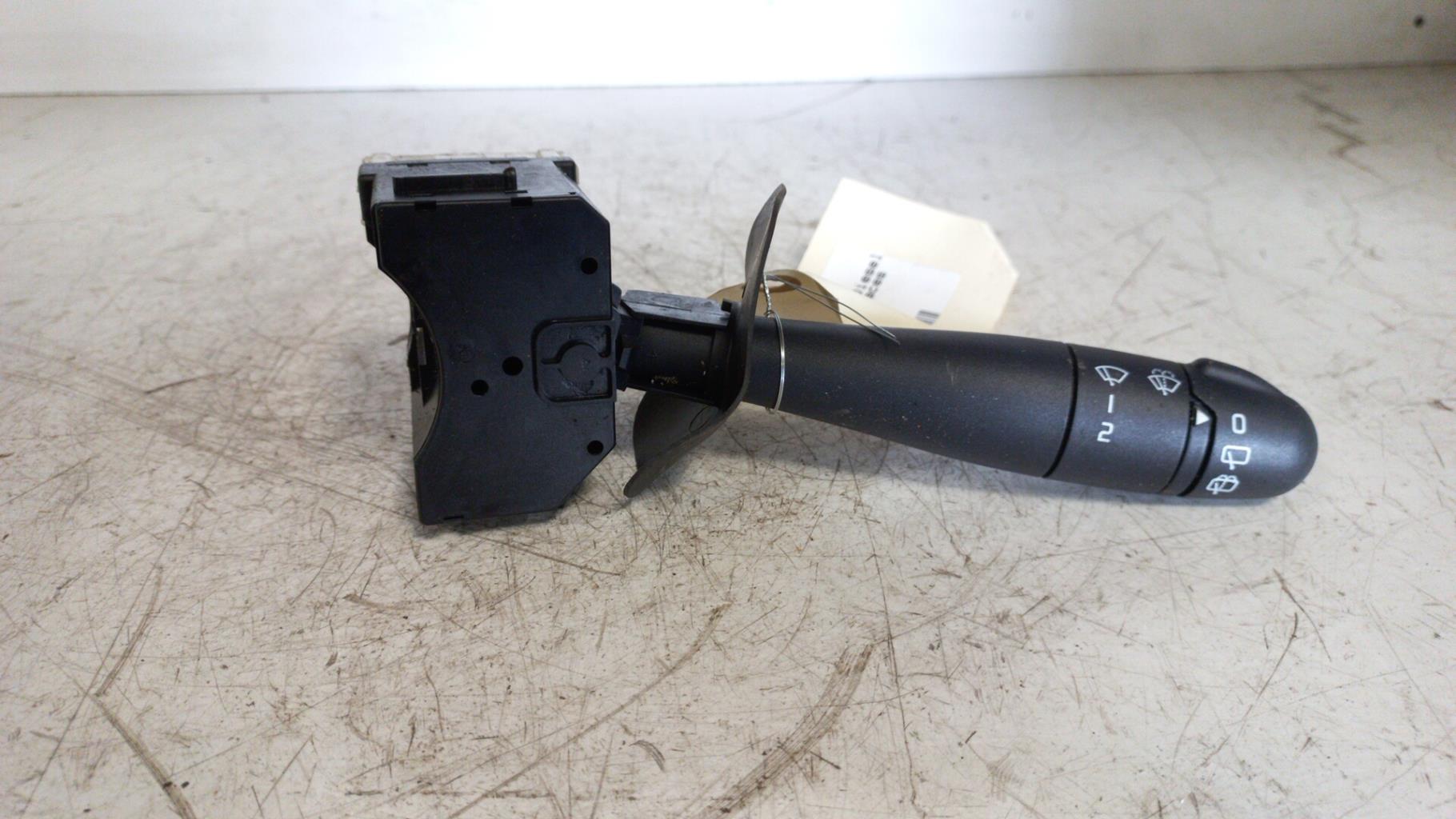 Commodo d'essuie glaces RENAULT CLIO 2 PHASE 2 Diesel - 1