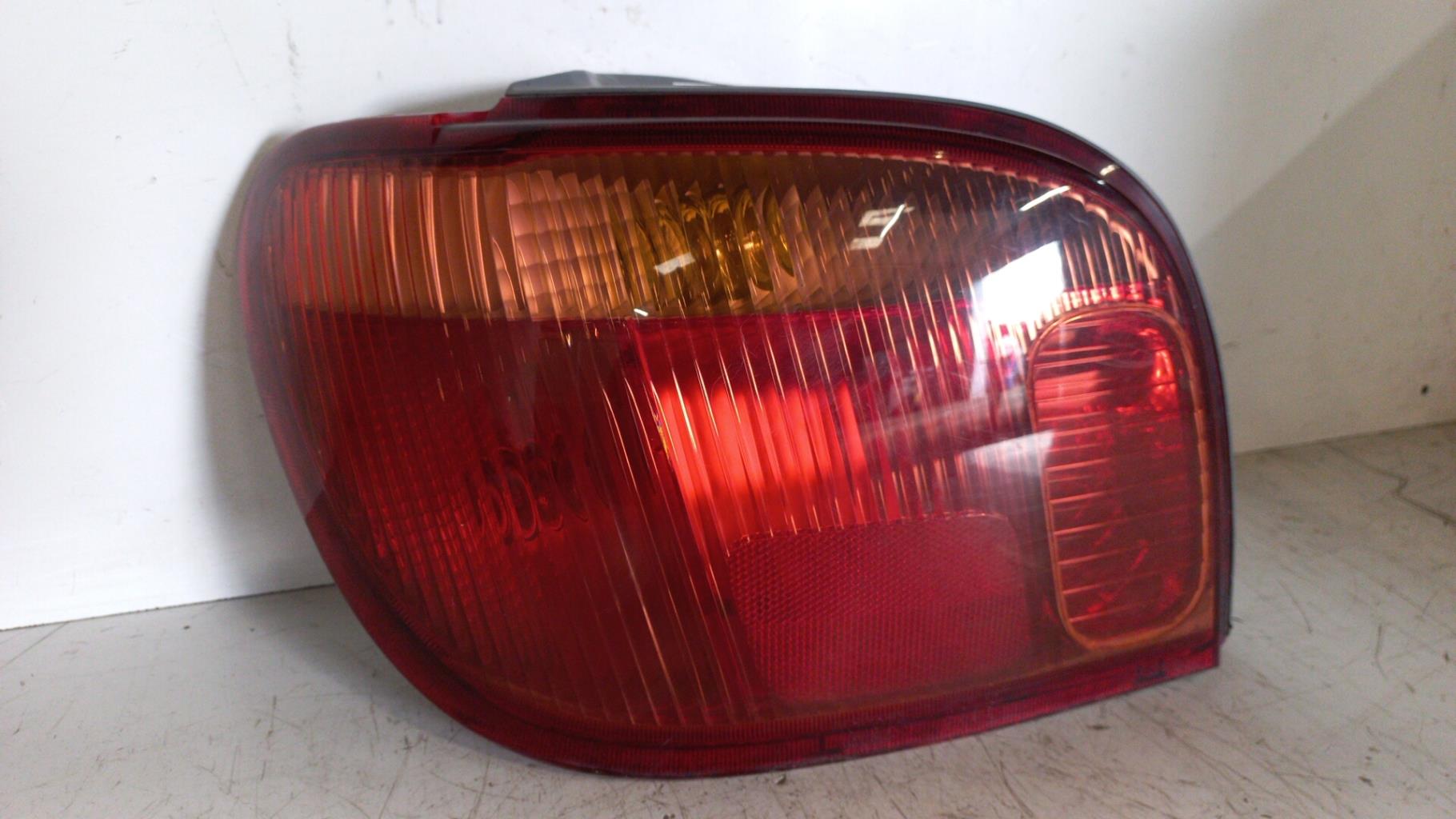 Fanale posteriore principale sinistro (luci) TOYOTA YARIS 1 PHASE 2 Diésel - 1