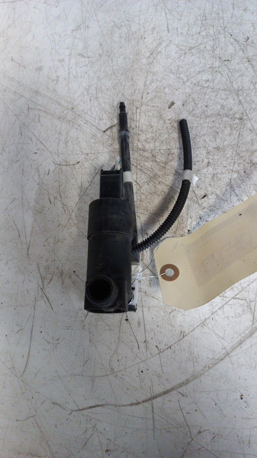 Pompe lave glace avant FORD FOCUS 3 PHASE 1 Diesel - 1