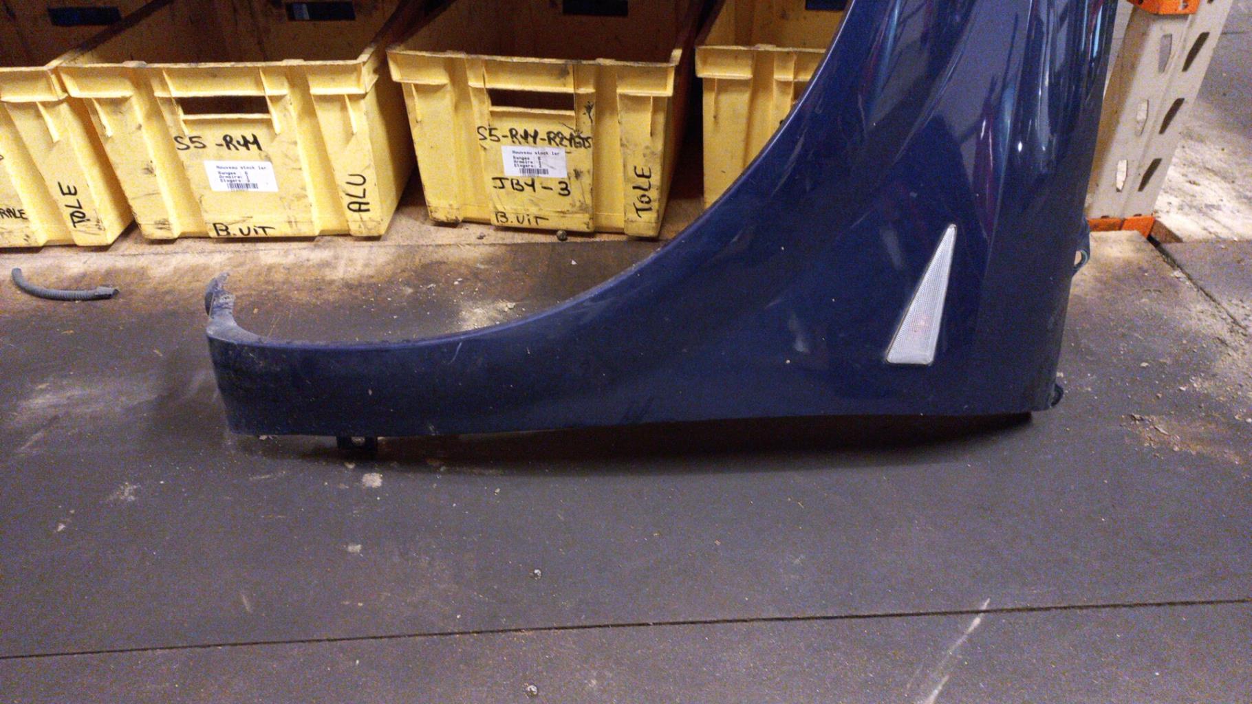 Aile avant gauche RENAULT SCENIC 2 PHASE 1 Essence - 1