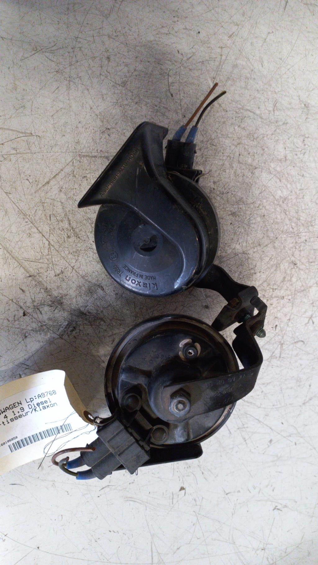 Tromba/Clacson VOLKSWAGEN GOLF 4 Diésel - 1