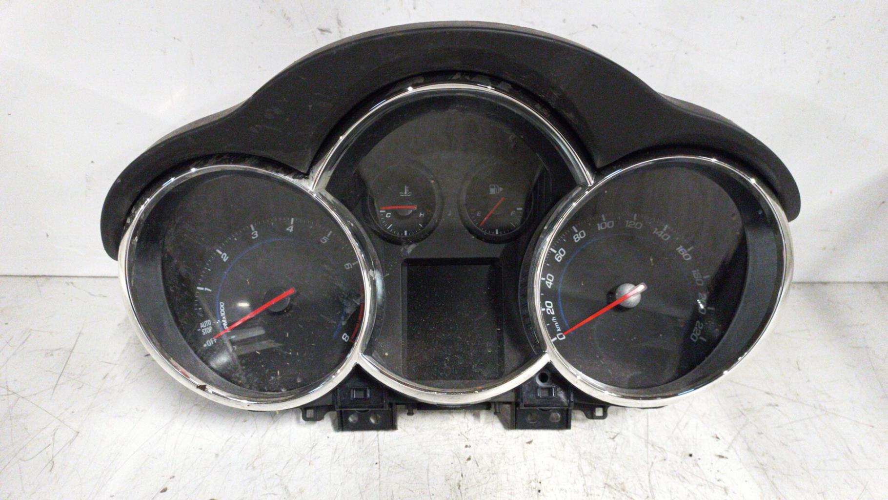 Compteur CHEVROLET CRUZE BREAK Essence - 1