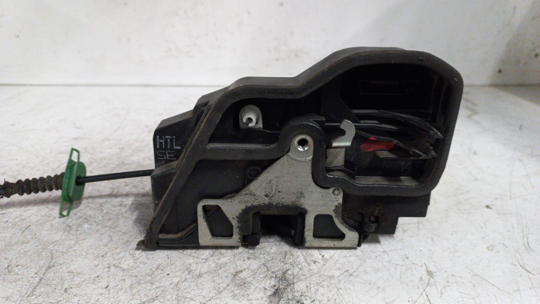 Serrure arriere gauche BMW X3 E83 PHASE 2 Diesel - 1