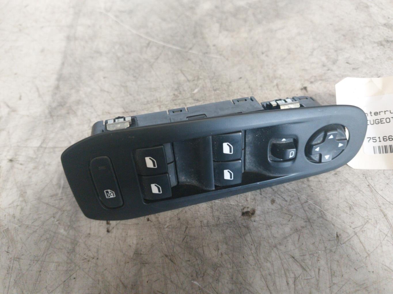 Interruttore lavacristalli anteriore sinistro PEUGEOT 308 2 SW PHASE 1 BREAK Diésel - 1