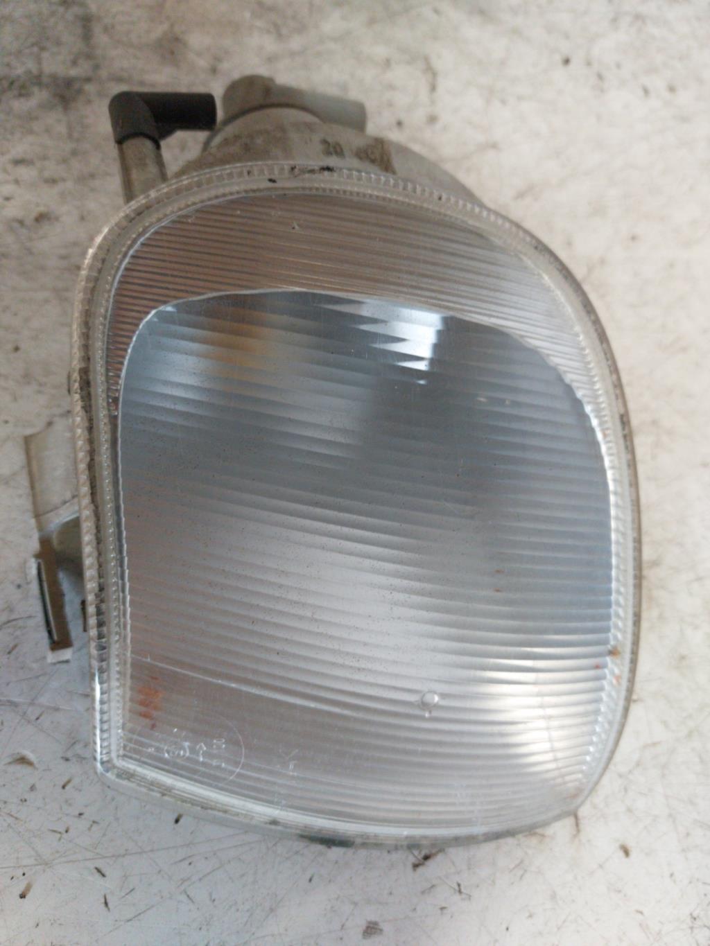 Ripetitore lampeggiante anteriore sinistro (Luci) VOLKSWAGEN POLO 3 PHASE 1 Gasolina - 1