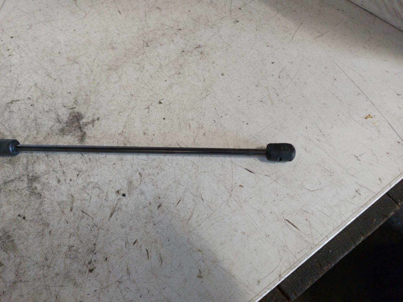 Verin de capot RENAULT MEGANE 3 PHASE 2  - 1