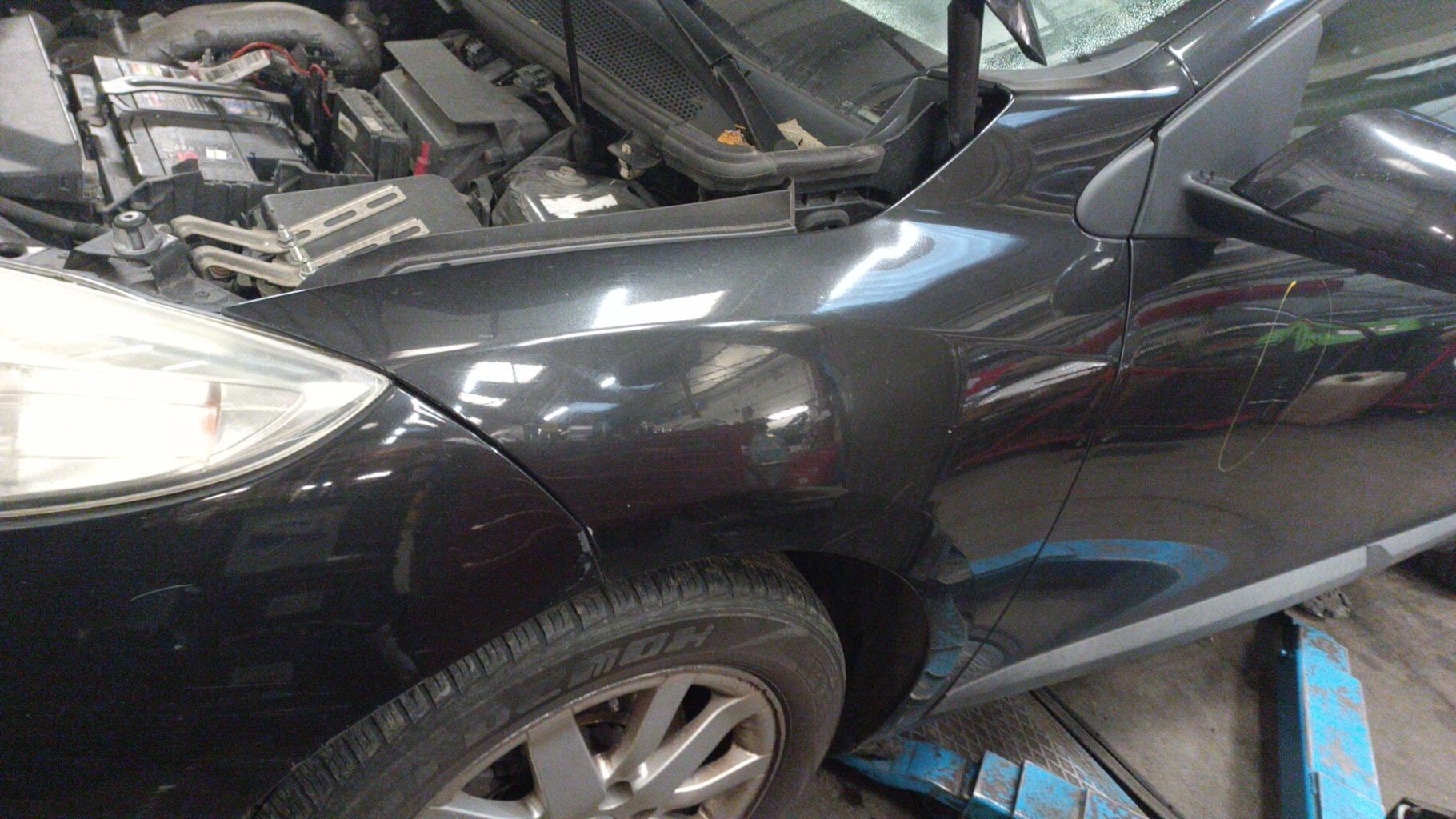 Aile avant gauche RENAULT MEGANE 3 PHASE 1  - 1