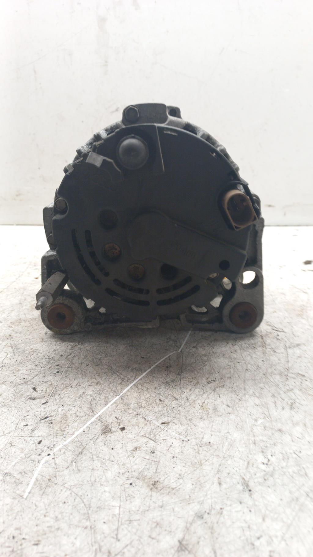 Alternatore VOLKSWAGEN GOLF 4 Diésel - 1