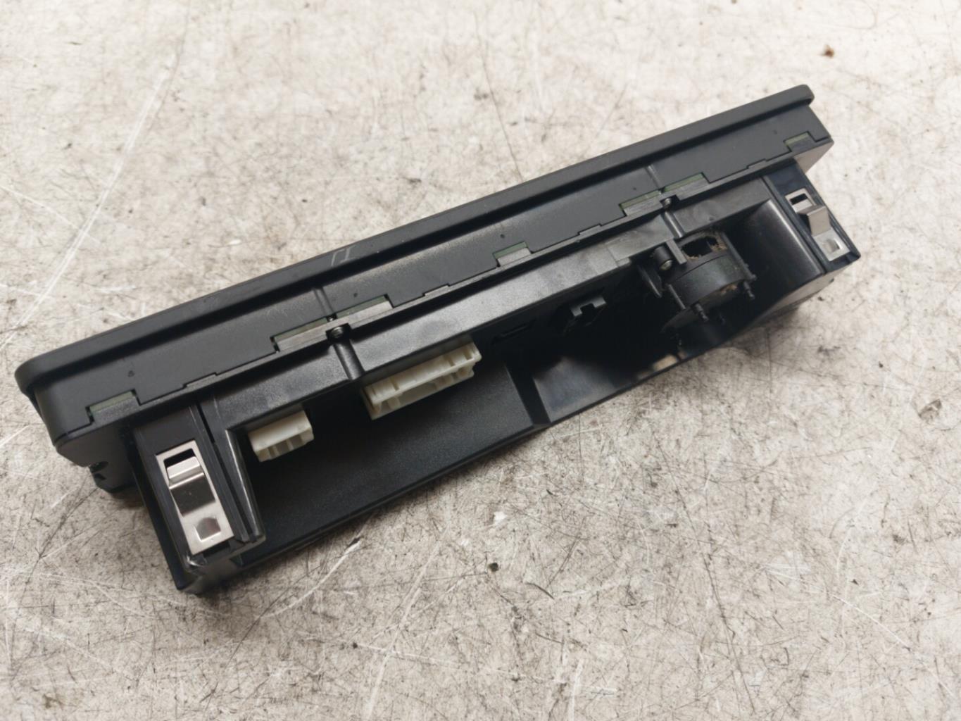 Commande chauffage BMW SERIE 3 E46 PHASE 2 Diesel - 1
