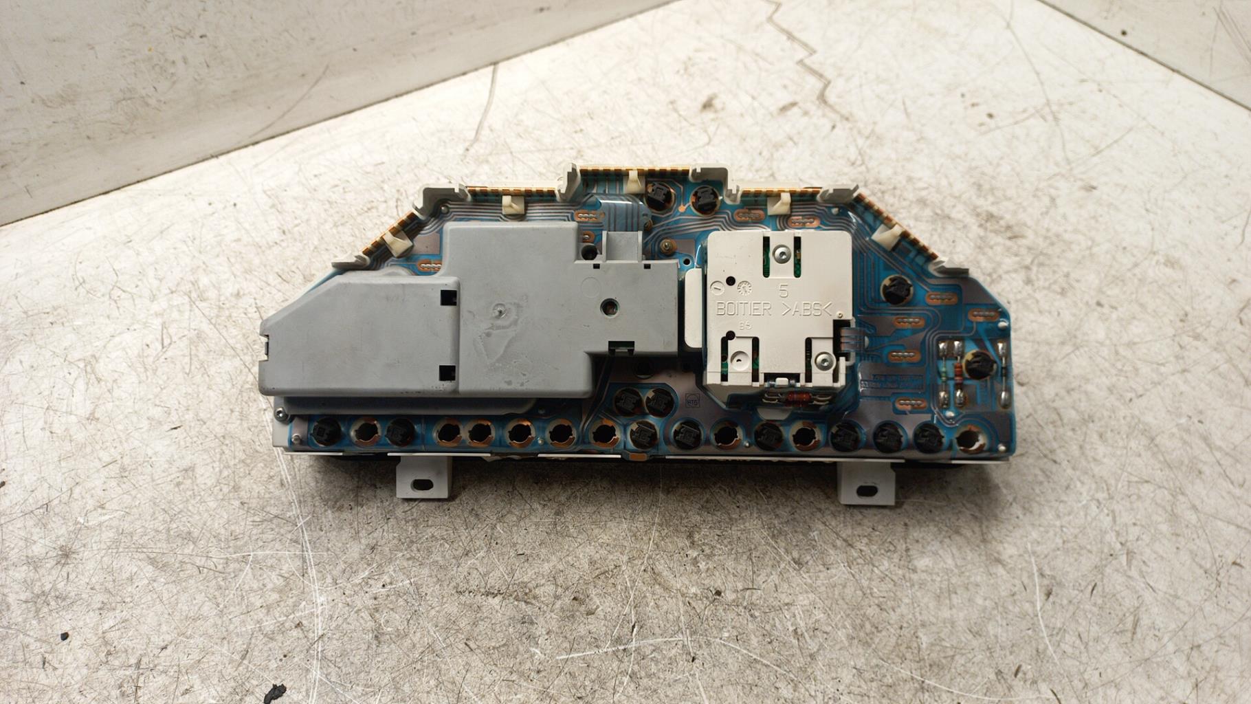 Compteur CITROEN SAXO PHASE 1 Essence - 1