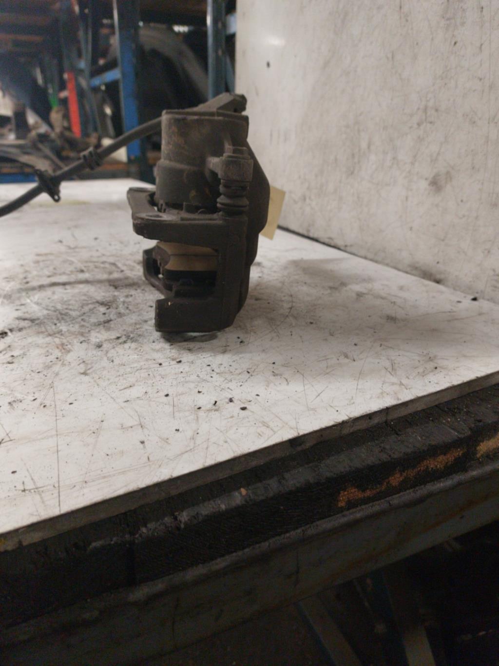 Pinza freni anteriore destra PEUGEOT 308 2 SW PHASE 1 BREAK Gasolina - 1