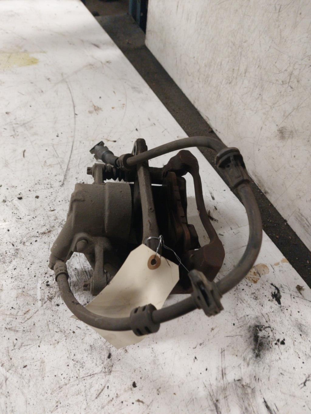 Pinza freni anteriore destra PEUGEOT 308 2 SW PHASE 1 BREAK Diésel - 1