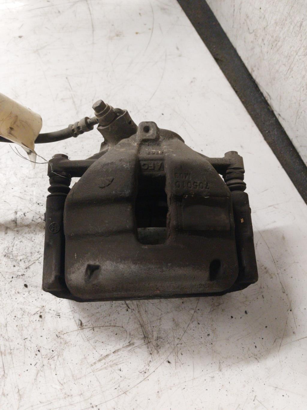 Pinza freni anteriore sinistra PEUGEOT 308 2 SW PHASE 1 BREAK Gasolina - 1