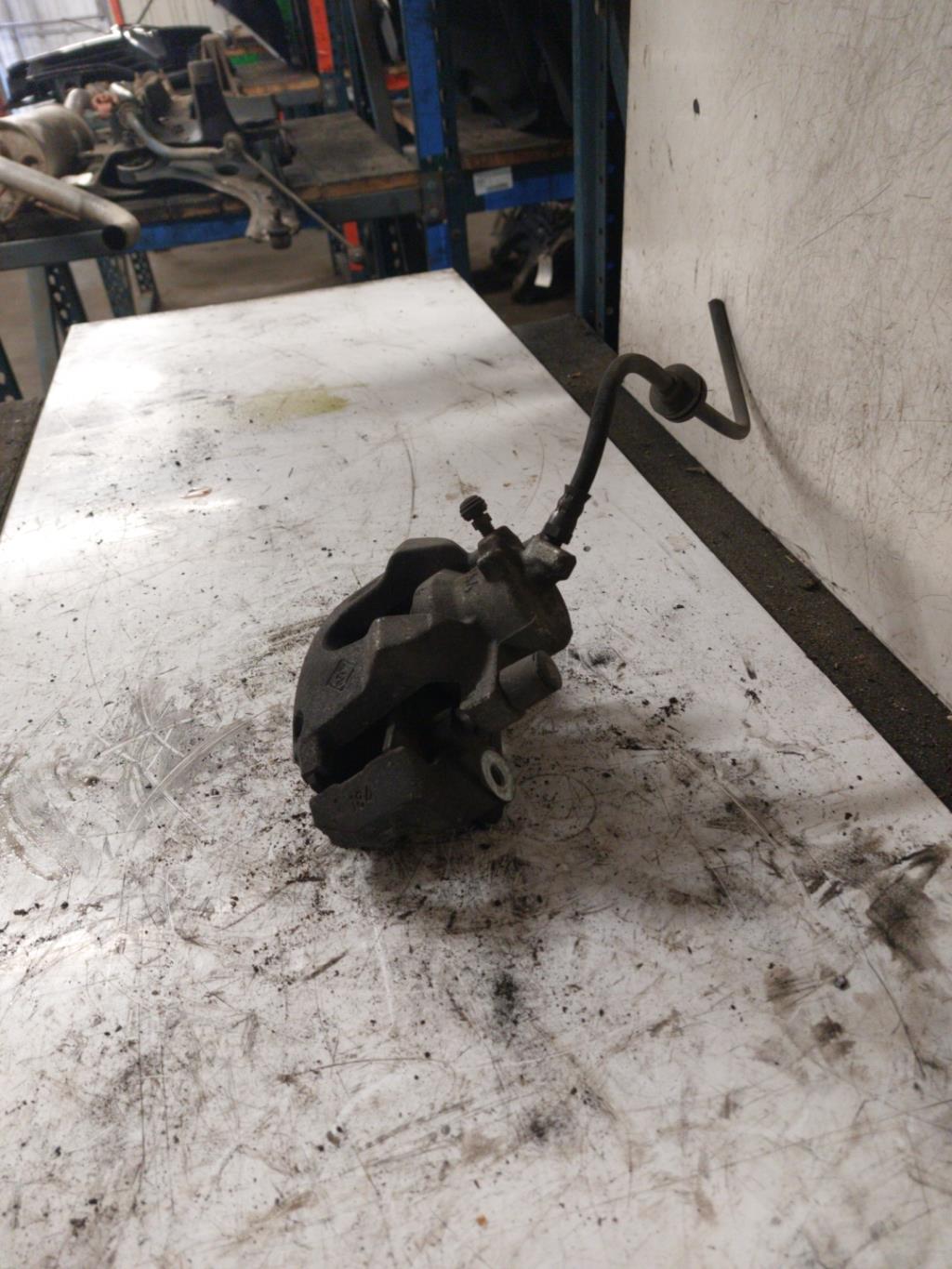 Pinza freni anteriore sinistra DACIA SANDERO 2 PHASE 2  - 1