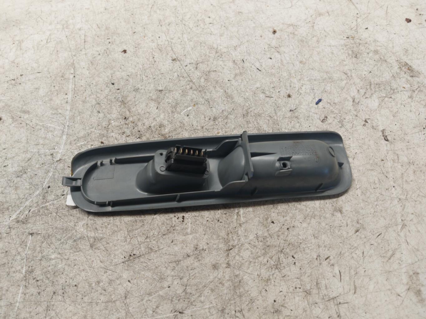 Interruttore lavacristalli anteriore destro RENAULT TWINGO 1 PHASE 3 Gasolina - 1
