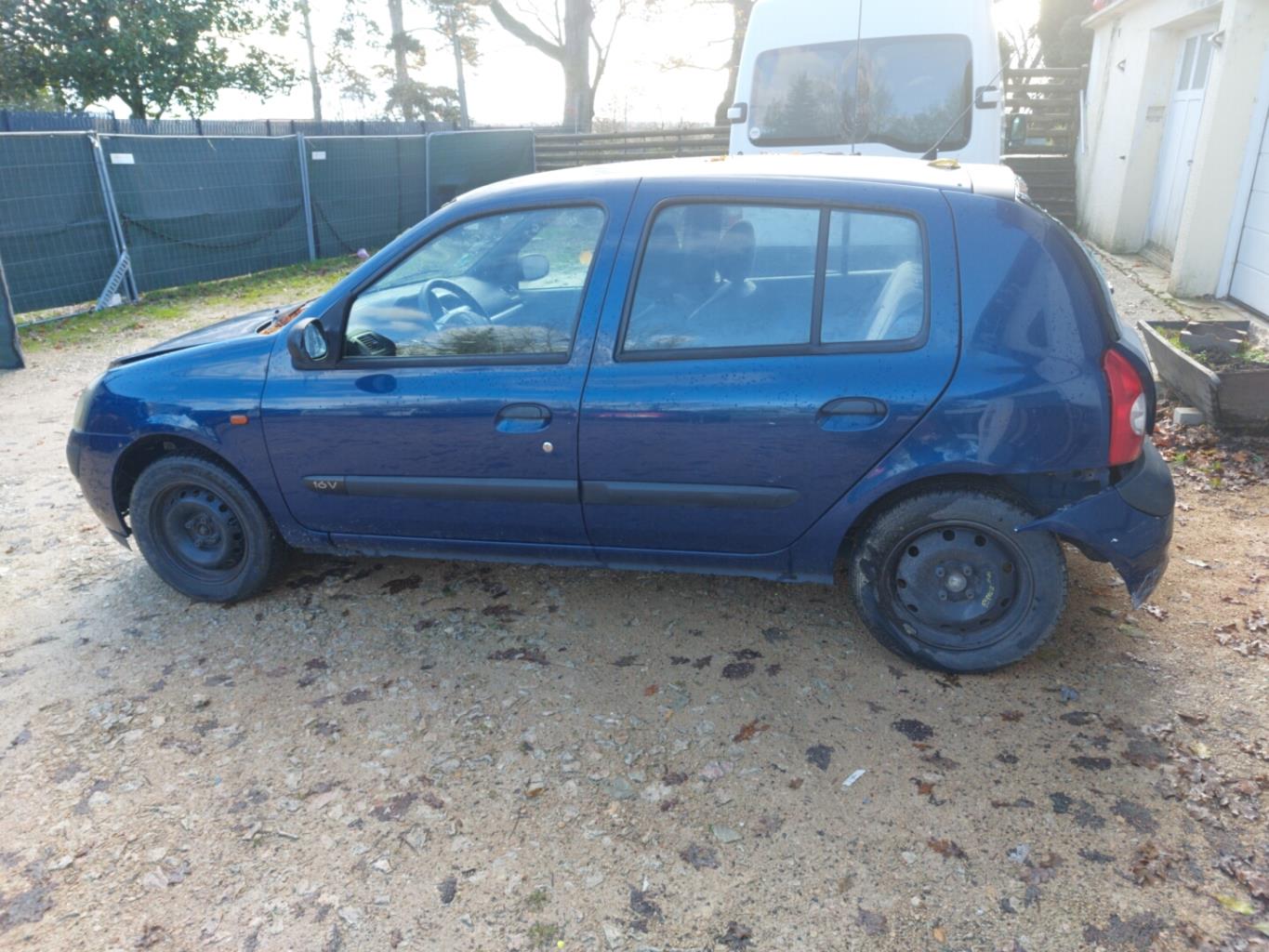 Moteur RENAULT CLIO 2 PHASE 2 Essence - 1
