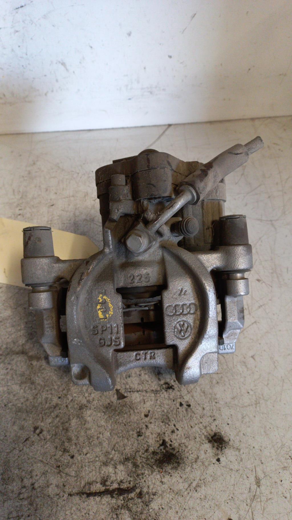 Pinza freni posteriore sinistra VOLKSWAGEN GOLF SPORTSVAN PHASE 1 Gasolina - 1