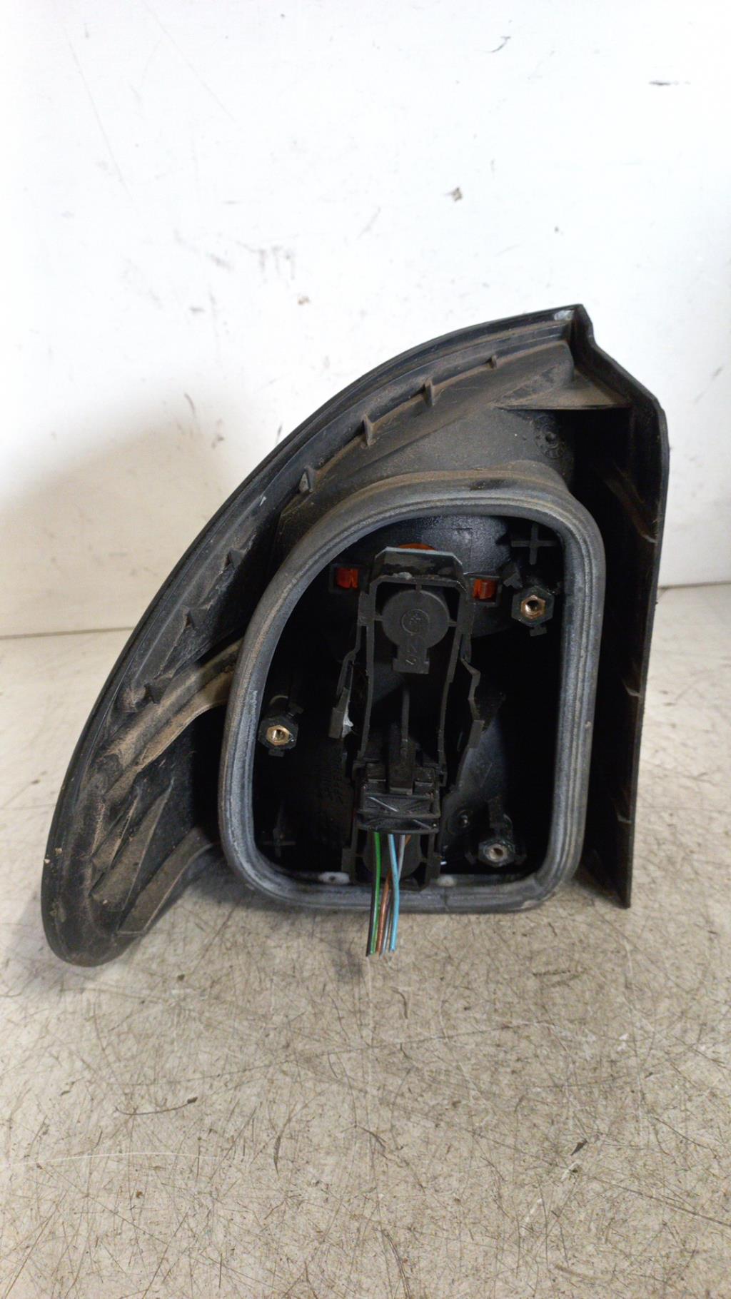 Fanale posteriore principale destro (luci) RENAULT LAGUNA 1 PHASE 1 Diésel - 1