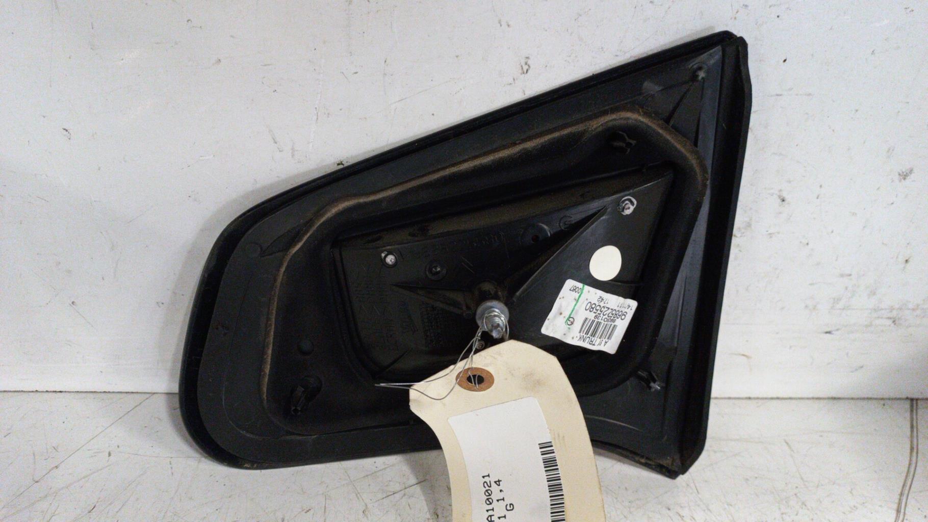 Feu arriere secondaire gauche (feux) CITROEN C3 2 PHASE 1 Diesel - 1