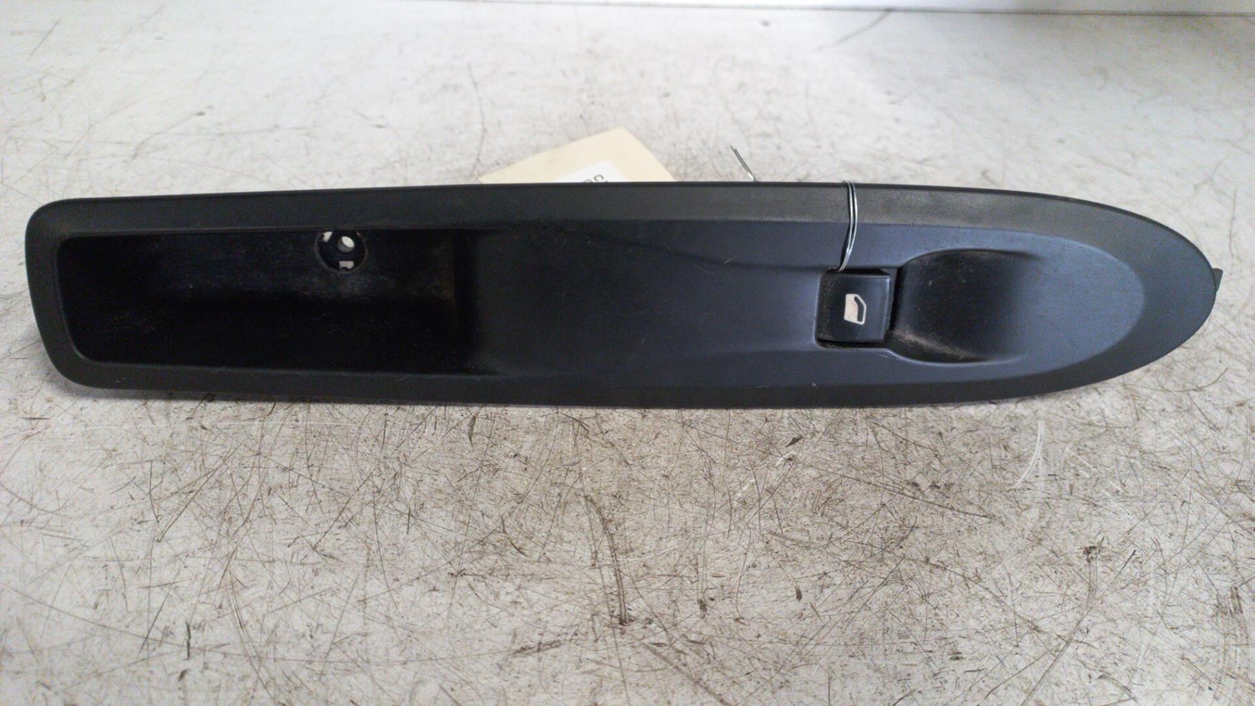 Interruttore lavacristalli anteriore destro CITROEN C4 2 PHASE 1 Diésel - 1