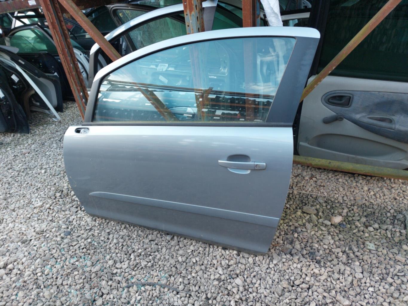 Porte avant gauche OPEL CORSA D PHASE 1 Diesel - 1