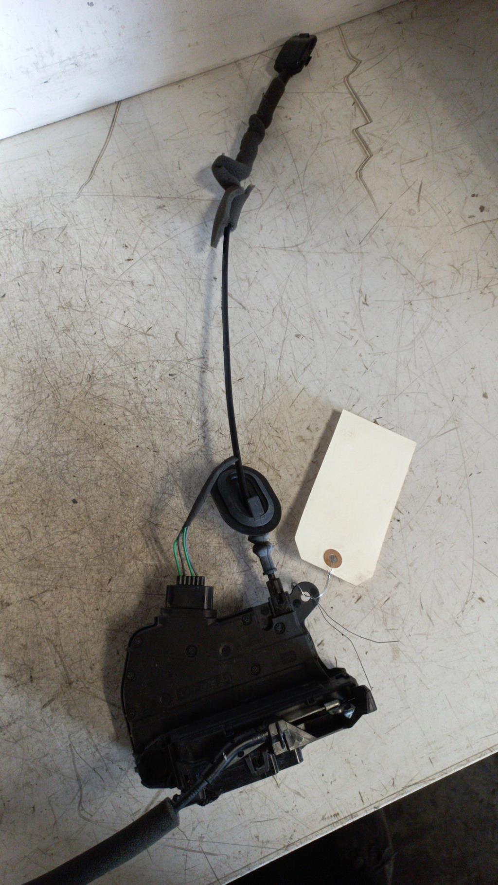 Serrure avant droit RENAULT TWINGO 3 PHASE 1 Essence - 1