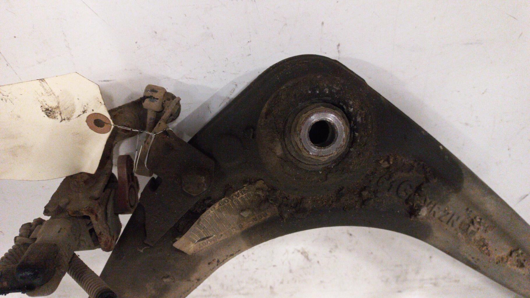 Triangle avant gauche PEUGEOT 407 COUPE Diesel - 1