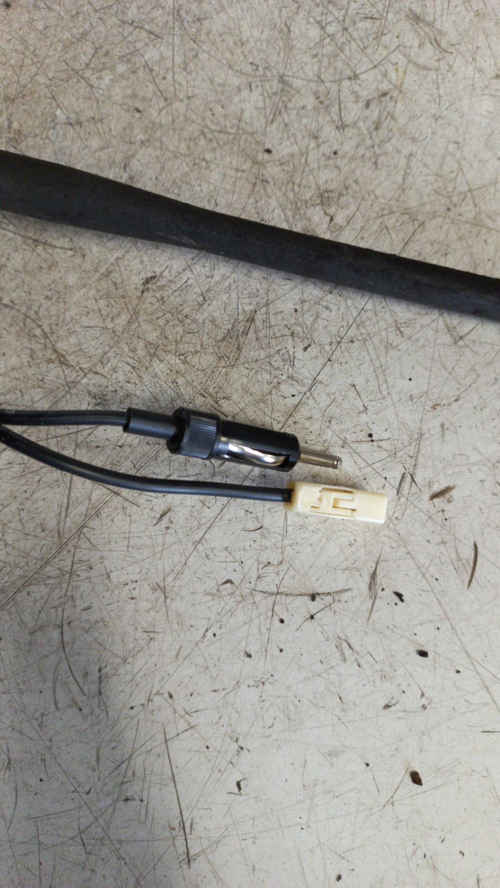 Antenna PEUGEOT 4007 Diésel - 1
