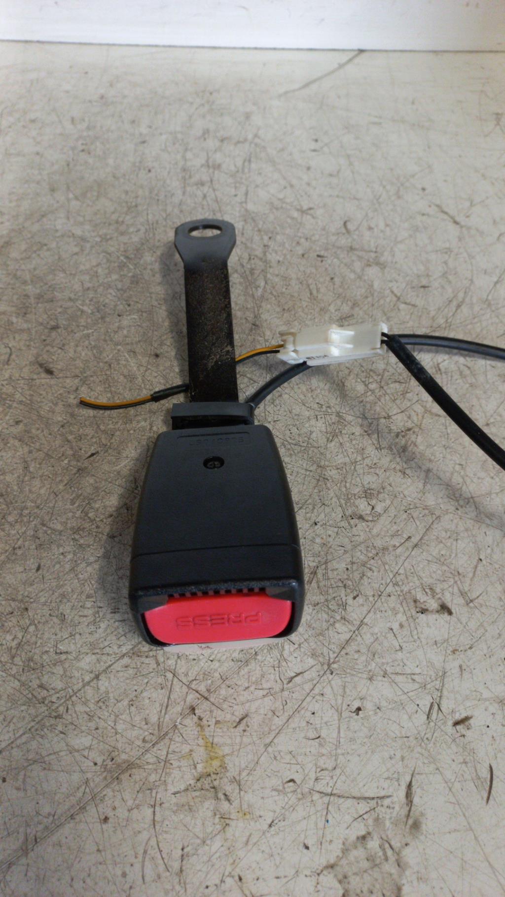Aggancio cintura sicurezza anteriore sinistro CHEVROLET MATIZ 2 Gasolina - 1