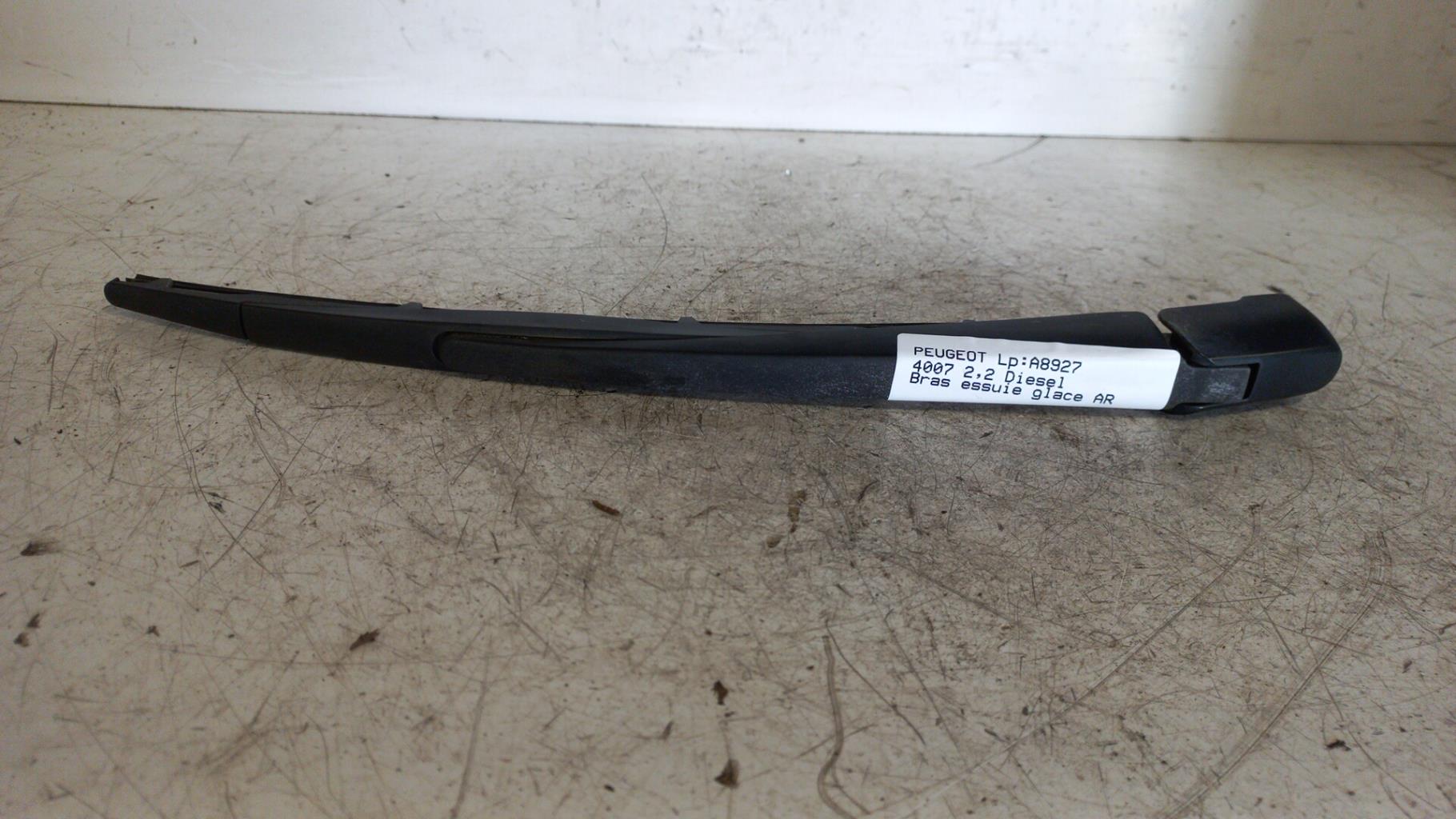 Braccio tergicristallo posteriore PEUGEOT 4007 Diésel - 1