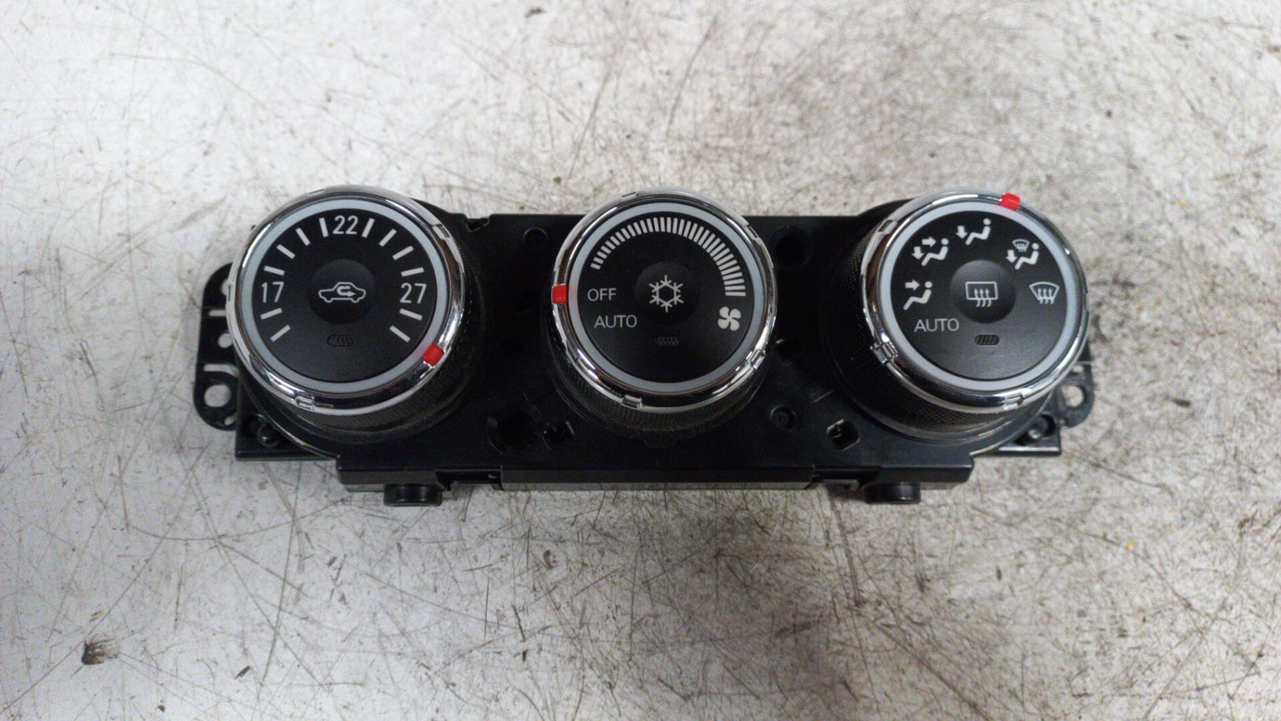Commande chauffage CITROEN C-CROSSER Diesel - 1
