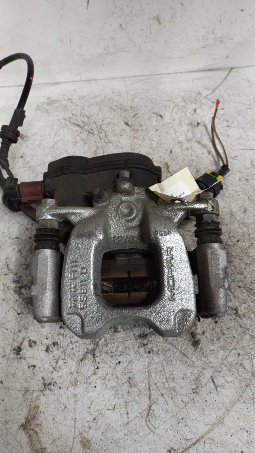 Pinza freni posteriore destra FIAT 500X PHASE 2 Gasolina - 1