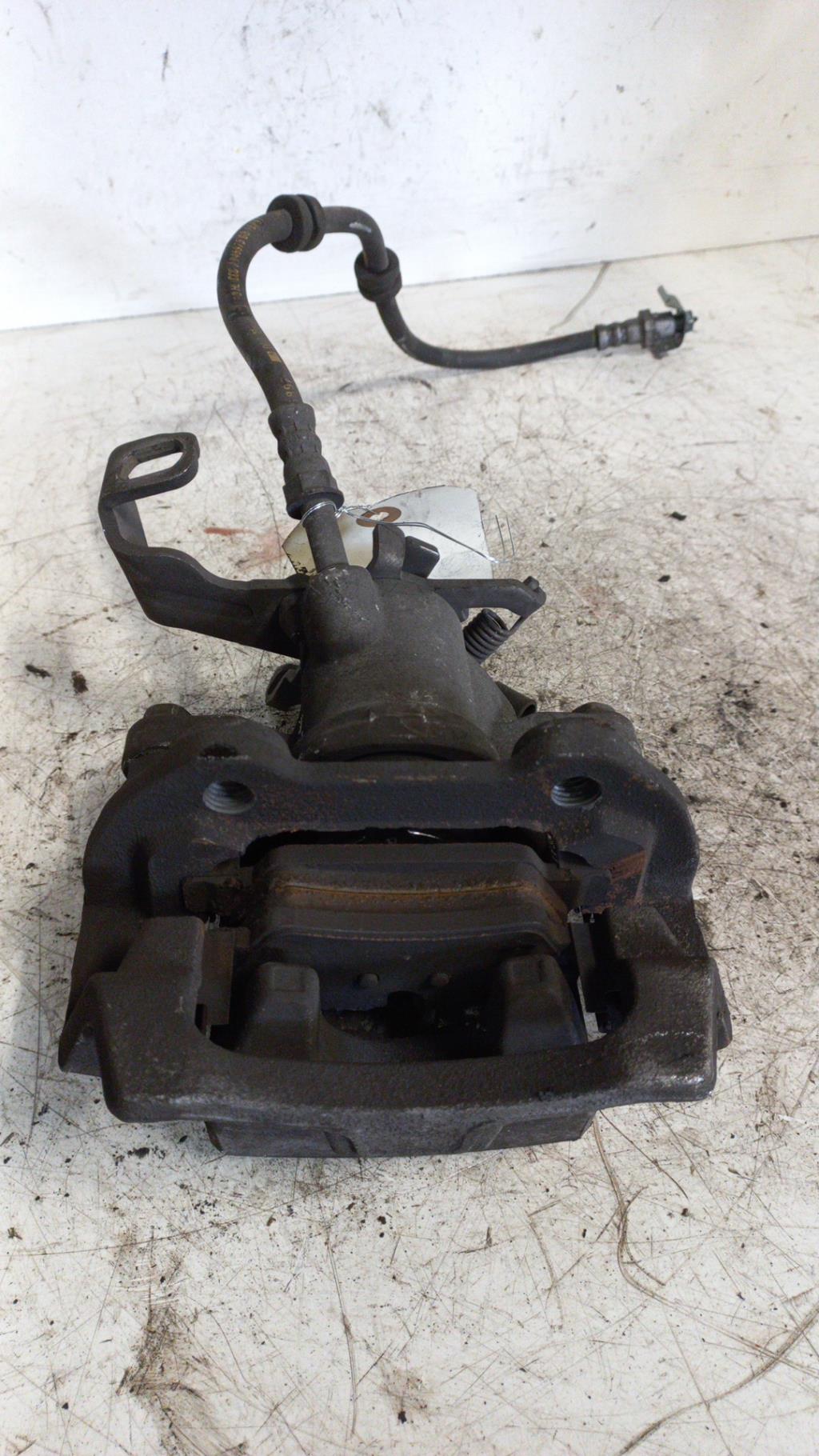 Pinza freni posteriore sinistra MINI MINI 3 F56 PHASE 1 Gasolina - 1