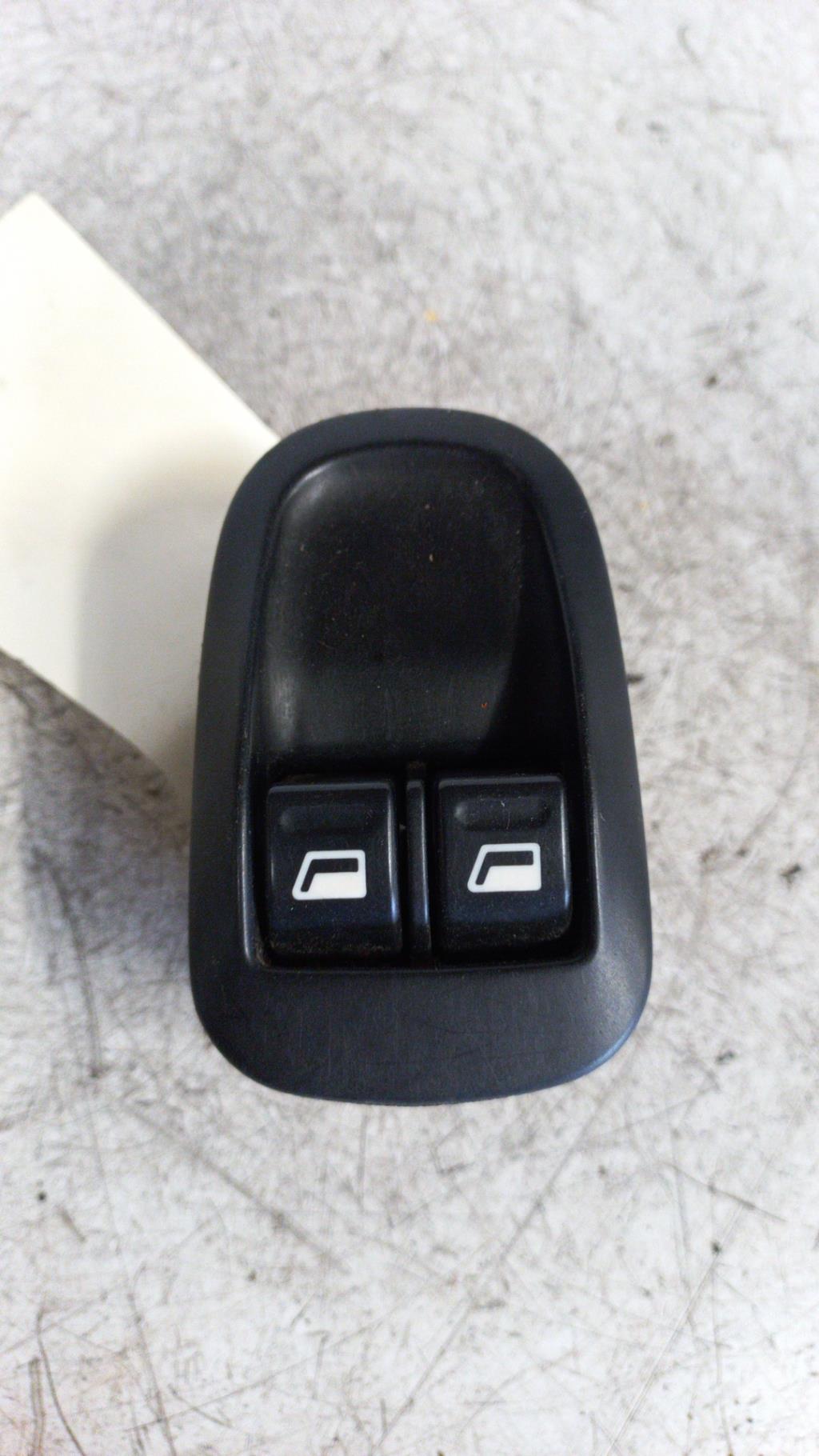 Interruttore alzacristalli PEUGEOT 206 PHASE 1 Diésel - 1