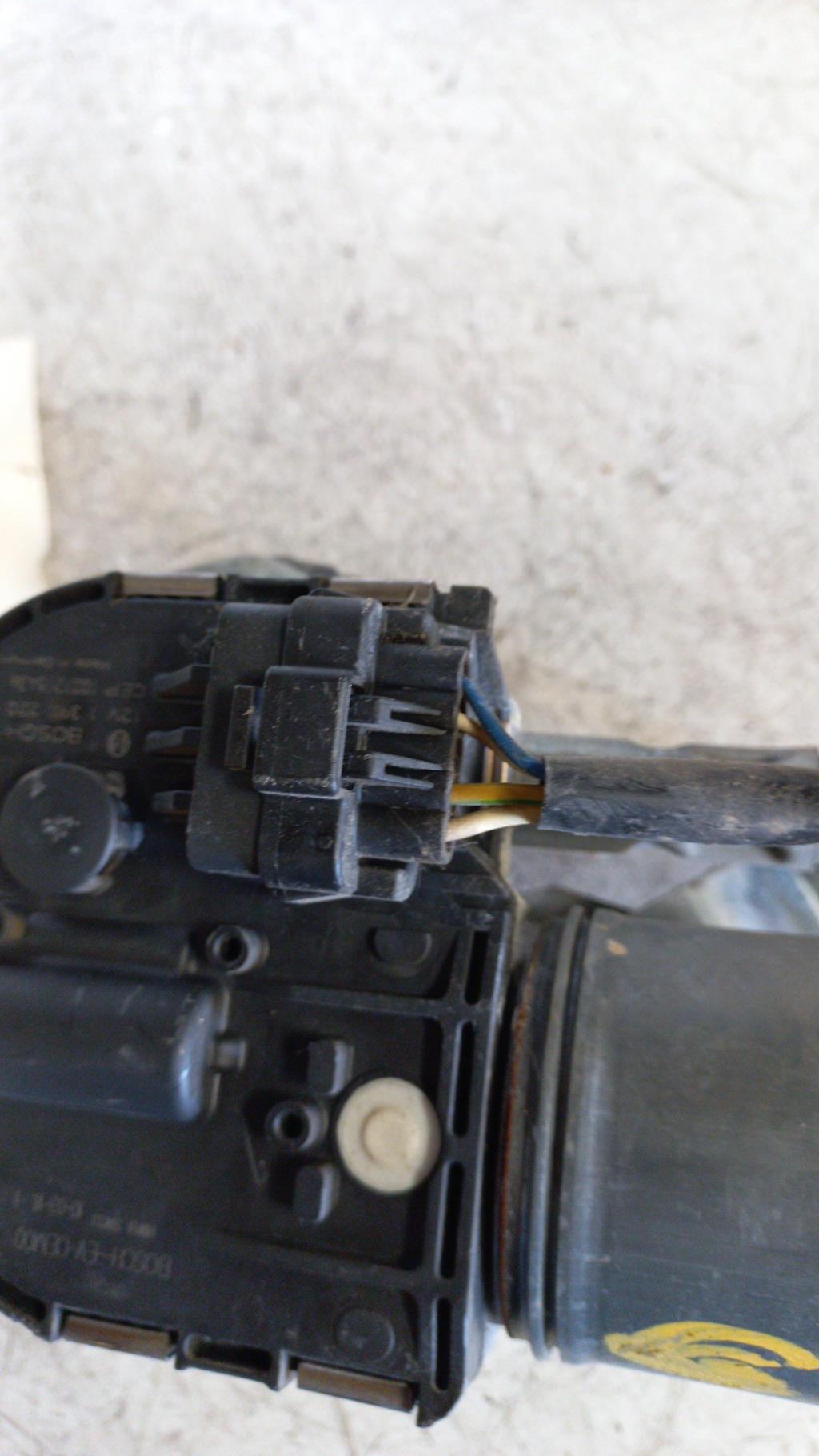 Motore tergicristallo anteriore sinistro PEUGEOT 407 PHASE 2 Diésel - 1