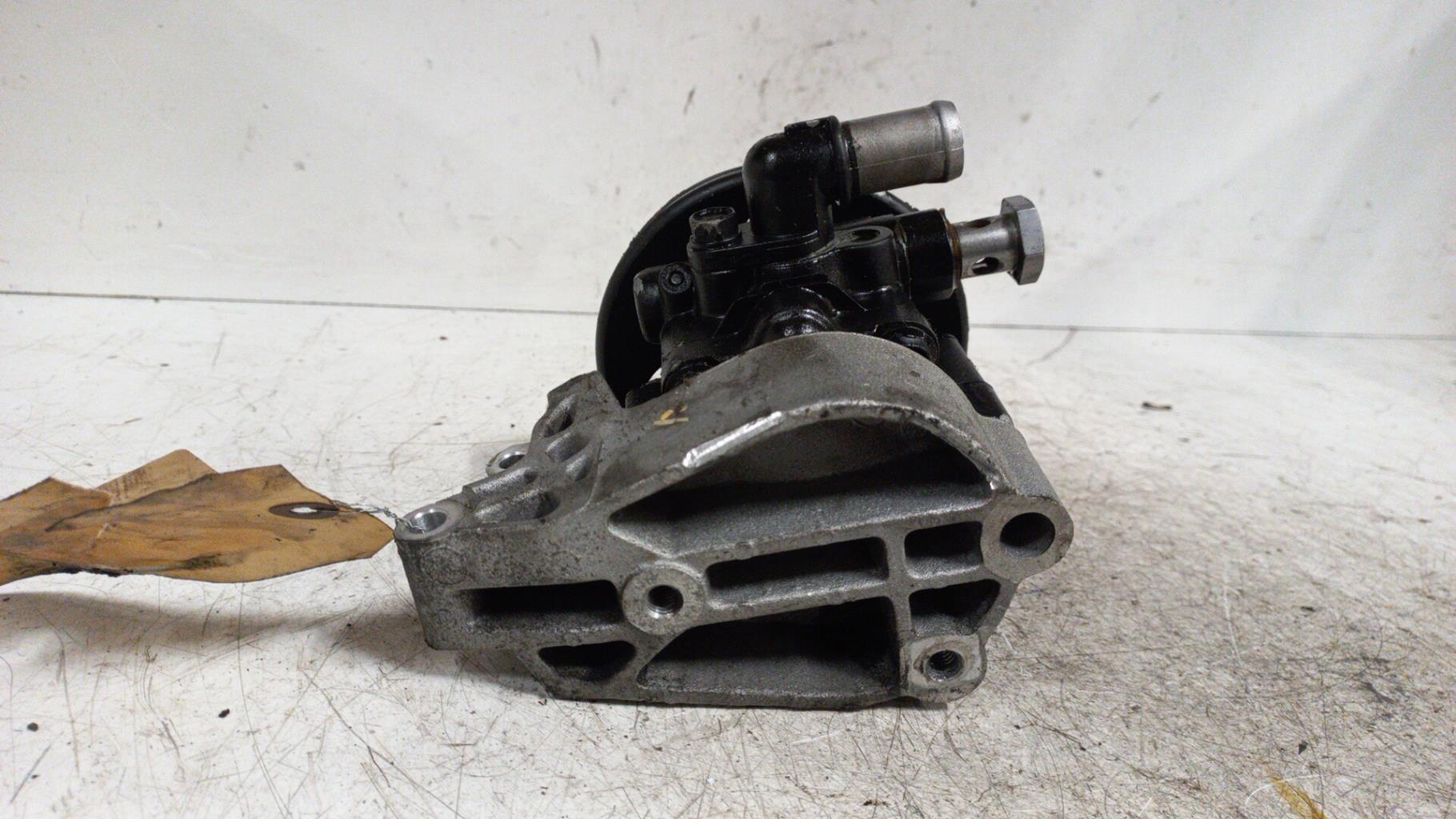 Pompe de direction CHEVROLET CRUZE PHASE 1 Essence - 1
