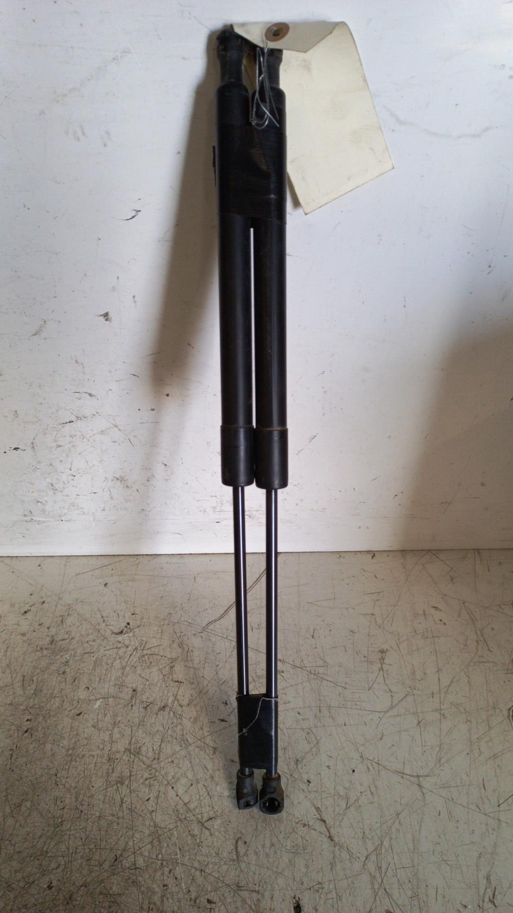 Verin de coffre CITROEN C3 2 PHASE 1 Diesel - 1